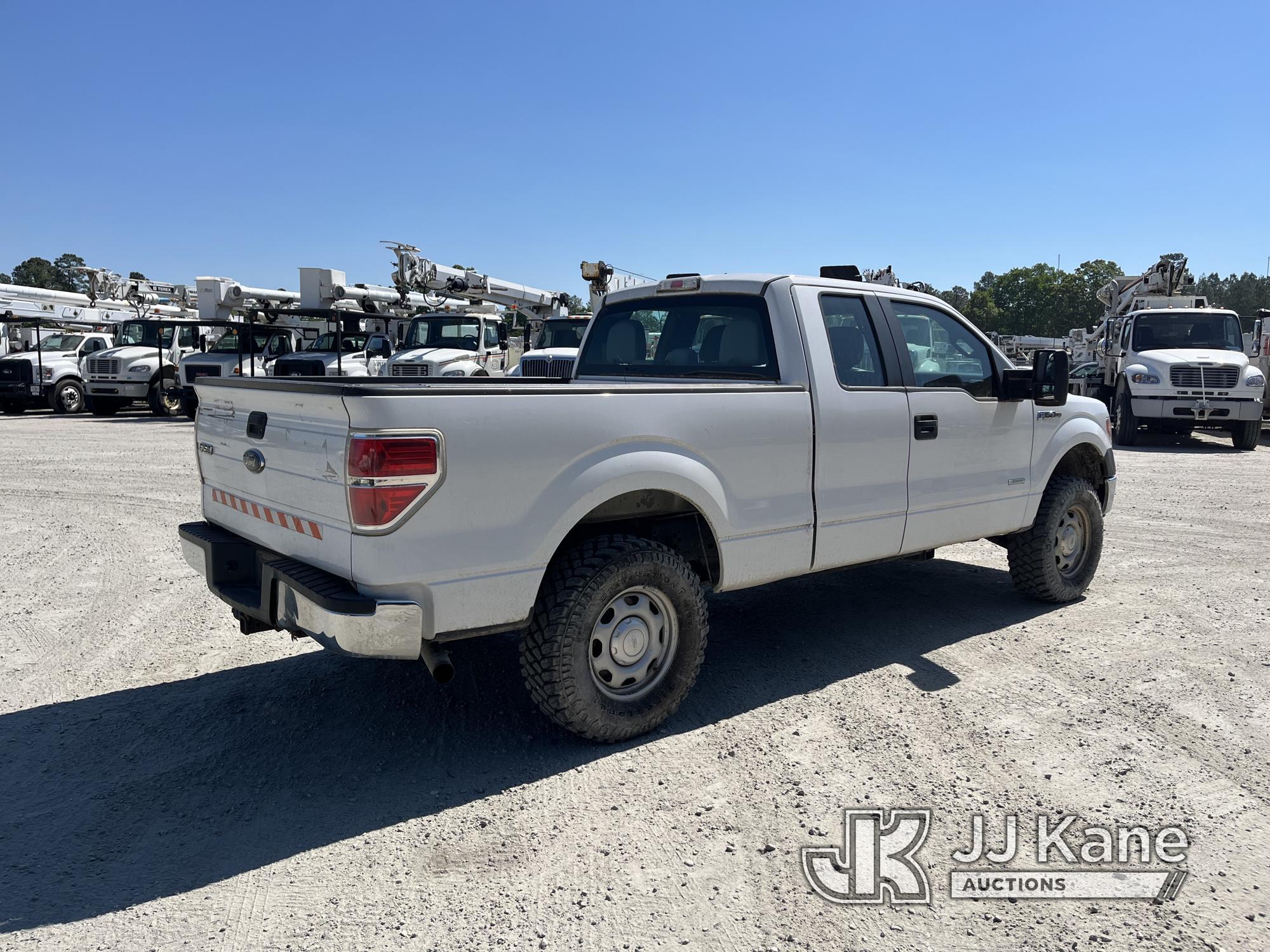 (Chester, VA) 2014 Ford F150 4x4 Extended-Cab Pickup Truck Runs & Moves