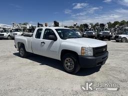 (Chester, VA) 2013 Chevrolet Silverado 1500 4x4 Extended-Cab Pickup Truck Runs & Moves