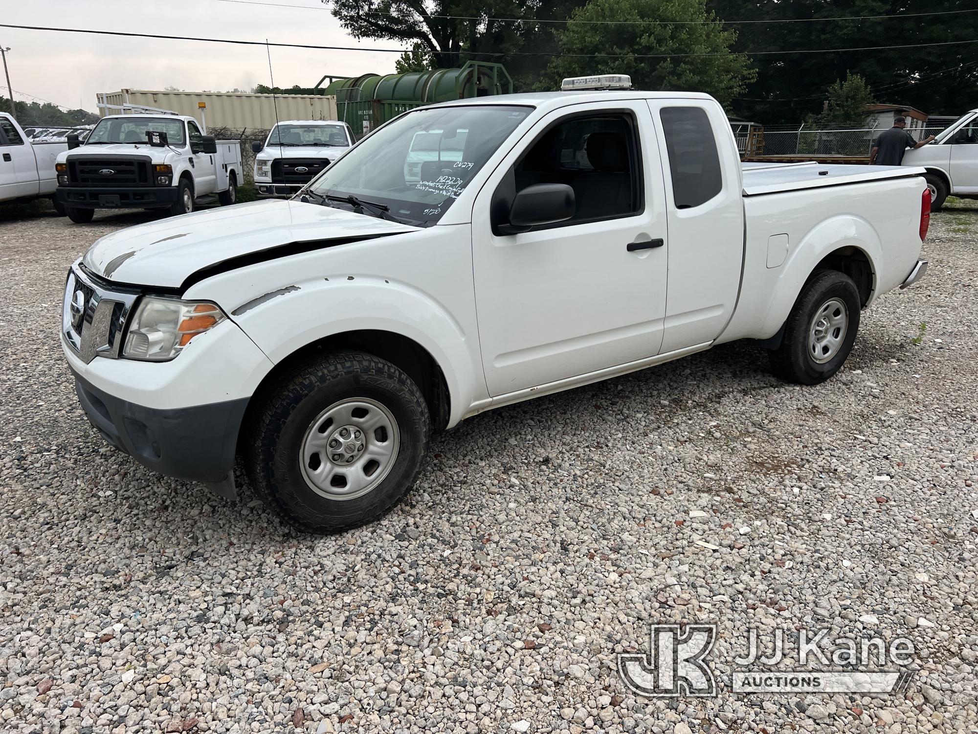 (Charlotte, NC) 2014 Nissan Frontier Extended-Cab Pickup Truck Runs & Moves) (Wrecked, Check Engine