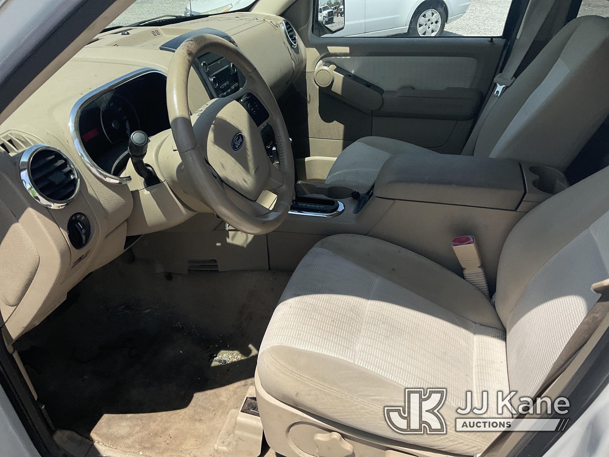 (Verona, KY) 2008 Ford Explorer 4x4 Sport Utility Vehicle Runs & Moves) (Body Damage, Low Brakes, Mi