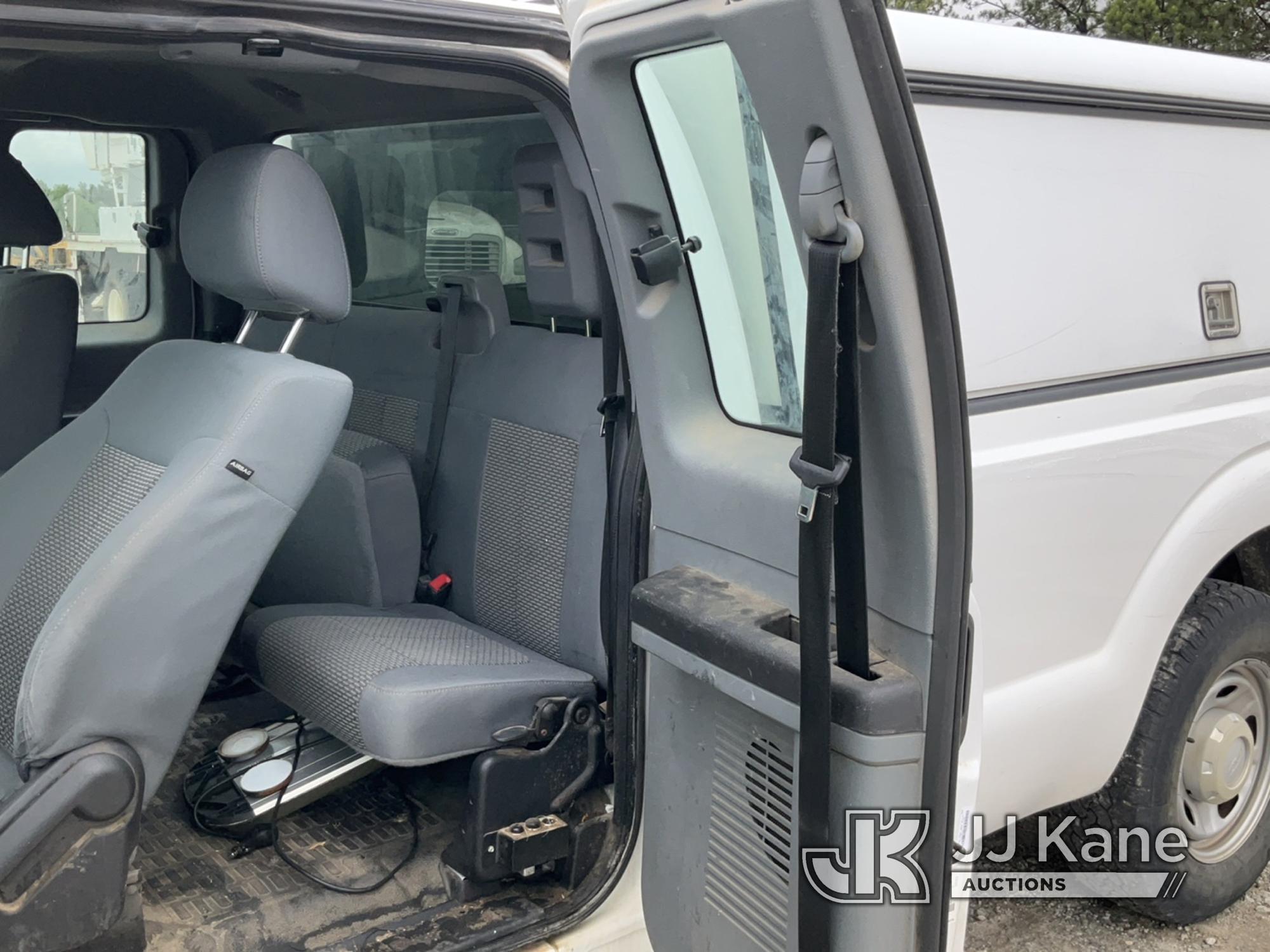 (Villa Rica, GA) 2016 Ford F250 Extended-Cab Pickup Truck, (GA Power Unit) Runs & Moves