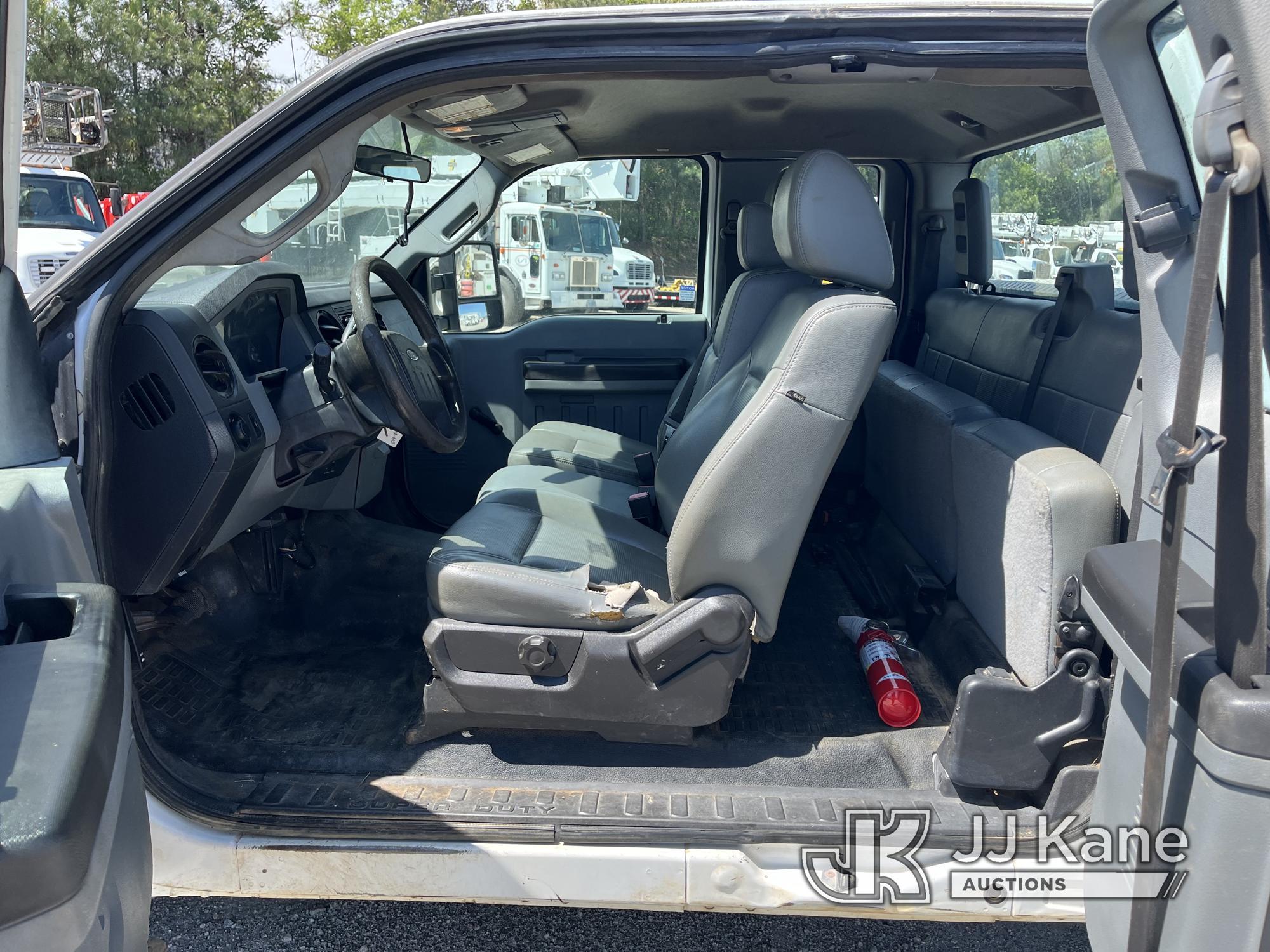 (Chester, VA) 2012 Ford F250 Extended-Cab Pickup Truck Runs & Moves