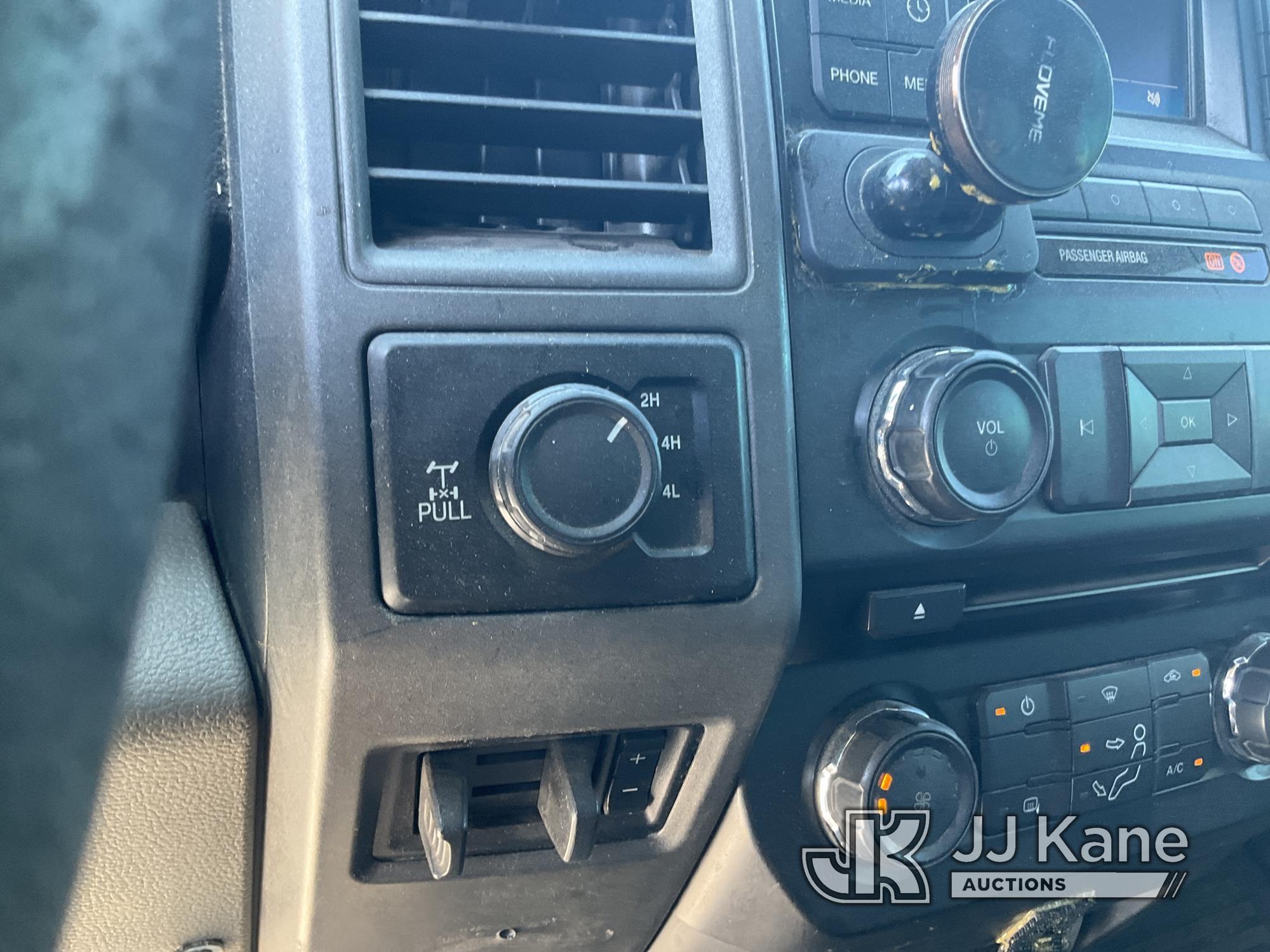 (Villa Rica, GA) 2018 Ford F250 4x4 Crew-Cab Pickup Truck Runs & Moves) (Runs Rough, Engine Knocking