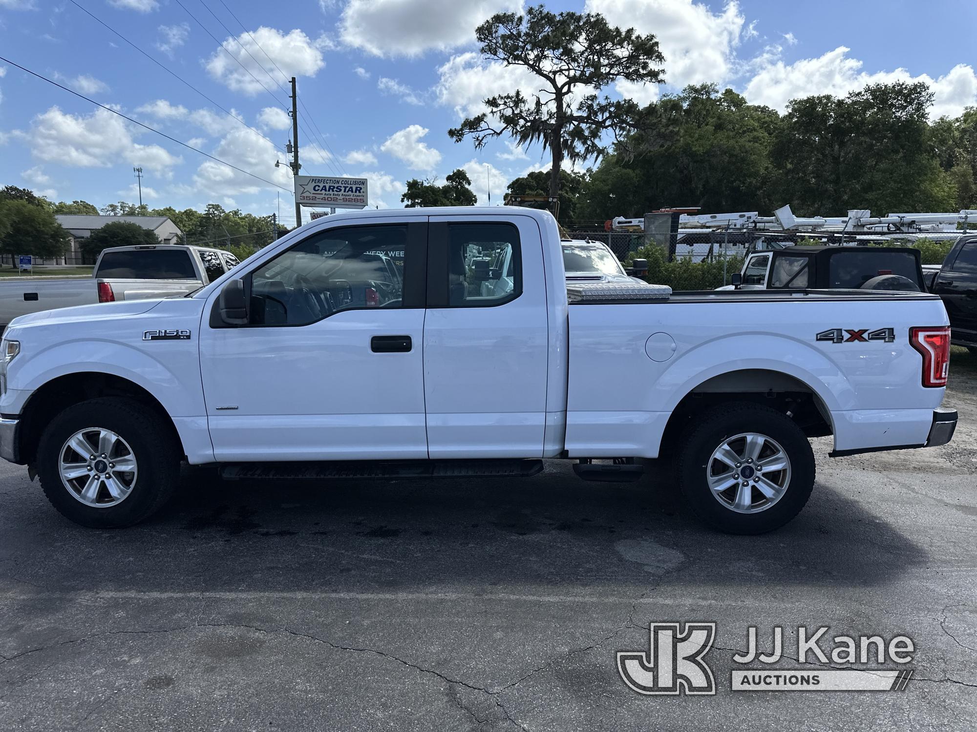 (Ocala, FL) 2015 Ford F150 4x4 Extended-Cab Pickup Truck Duke Unit) (Runs & Moves) (Body/Paint Damag