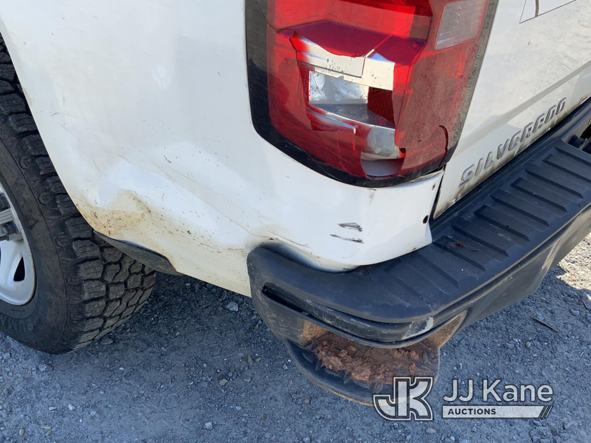 (Shelby, NC) 2015 Chevrolet Silverado 1500 4x4 Extended-Cab Pickup Truck Runs, Moves, Check Engine L