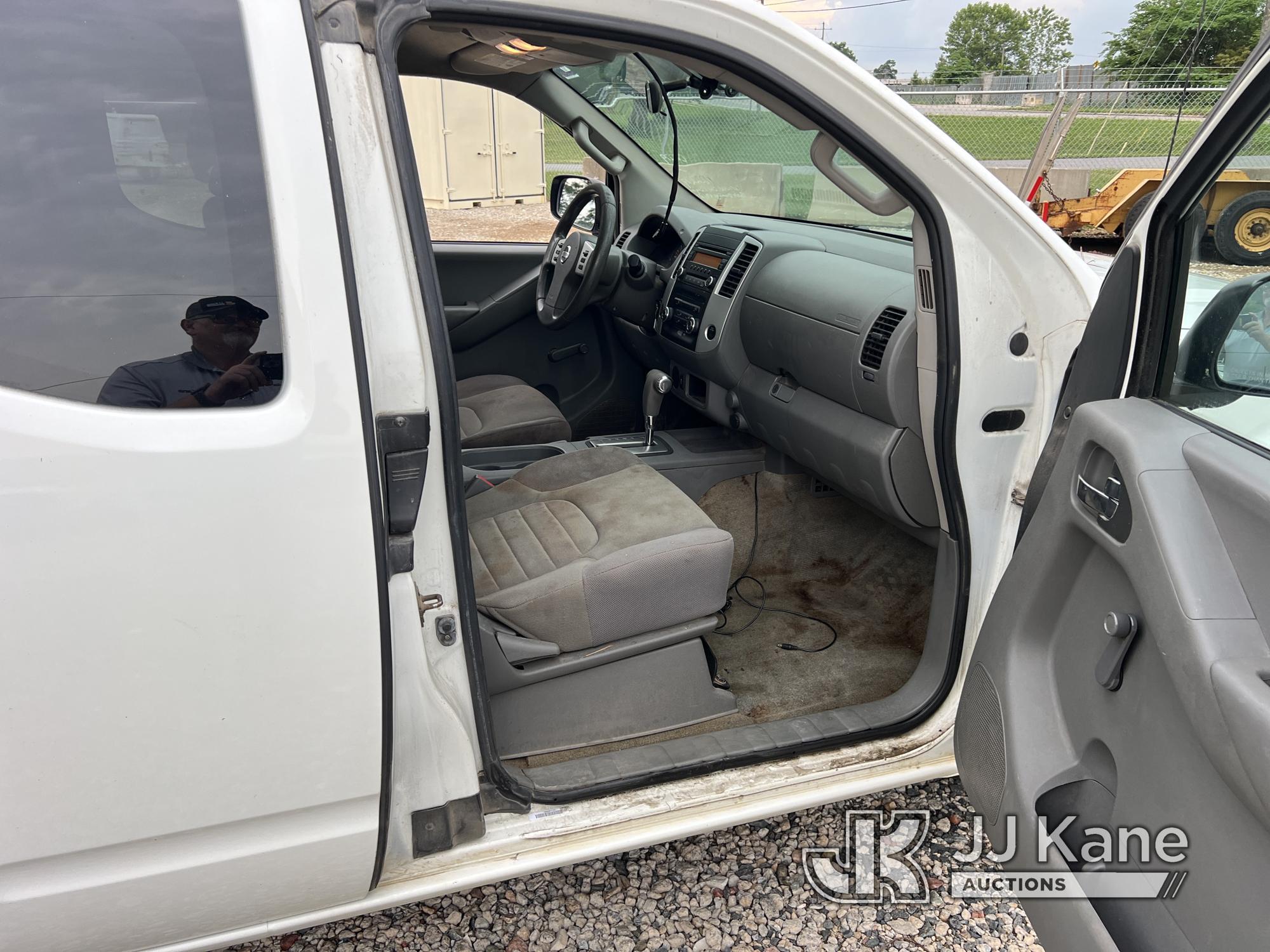 (Charlotte, NC) 2014 Nissan Frontier Extended-Cab Pickup Truck Runs & Moves) (Wrecked, Check Engine