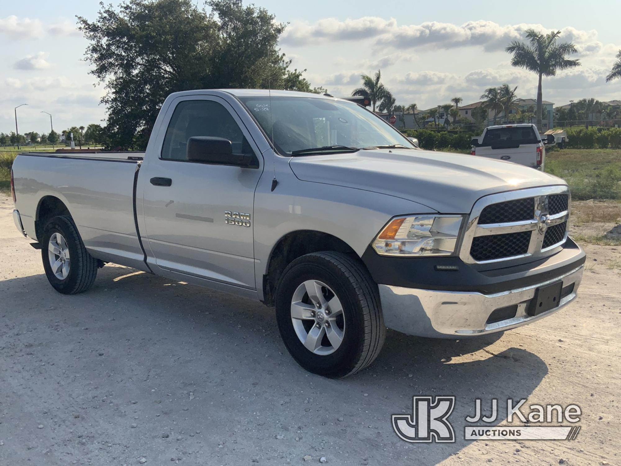 (Westlake, FL) 2015 RAM 1500 4x4 Pickup Truck Runs & Moves) (Damage On Tailgate)(Seller Has Advised