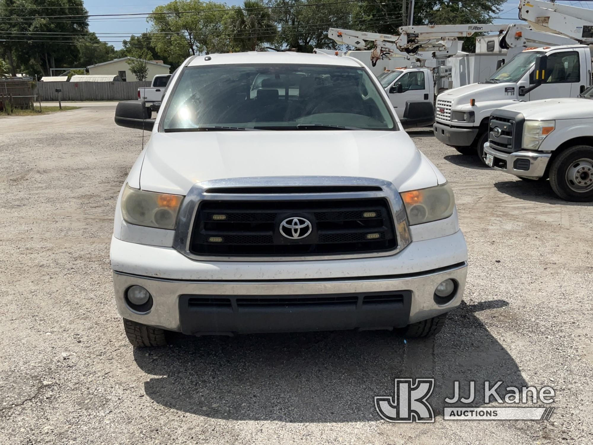 (Clearwater, FL) 2011 Toyota Tundra Pickup Truck Runs & Moves