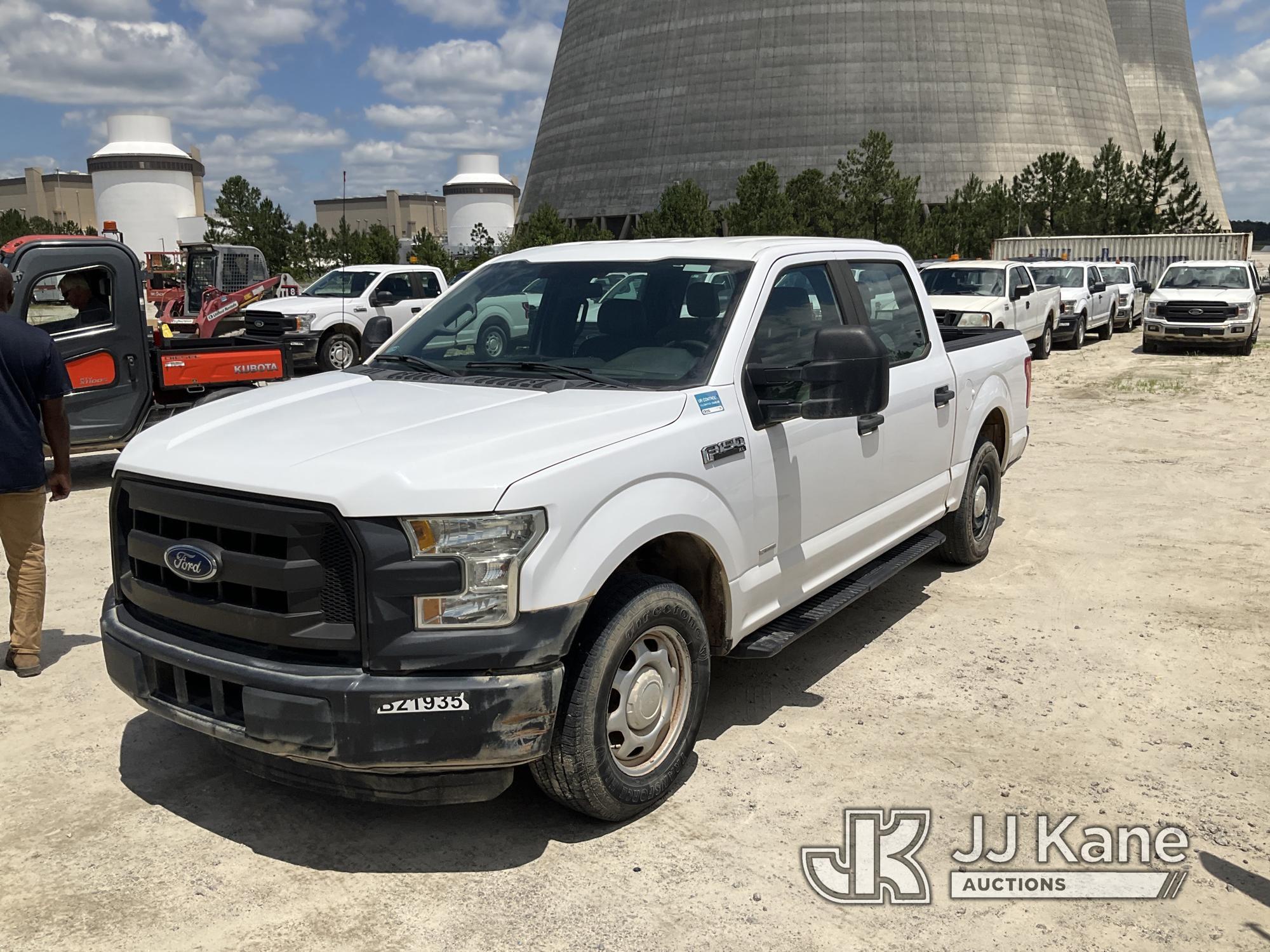 (Waynesboro, GA) 2016 Ford F150 Crew-Cab Pickup Truck, (GA Power Unit) Runs & Moves) (Check Engine L