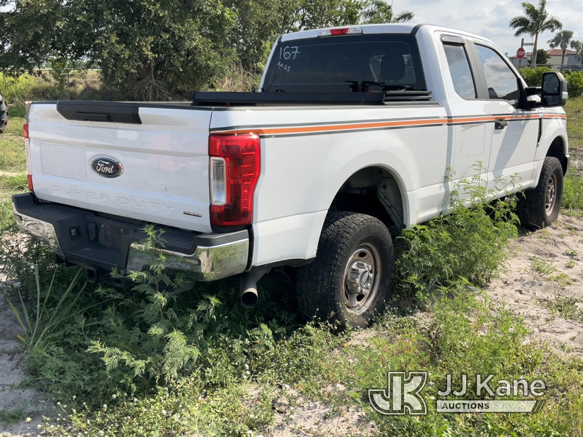 (Westlake, FL) 2017 Ford F250 4x4 Extended-Cab Pickup Truck Will Not Stay Running & Does Not Move) (