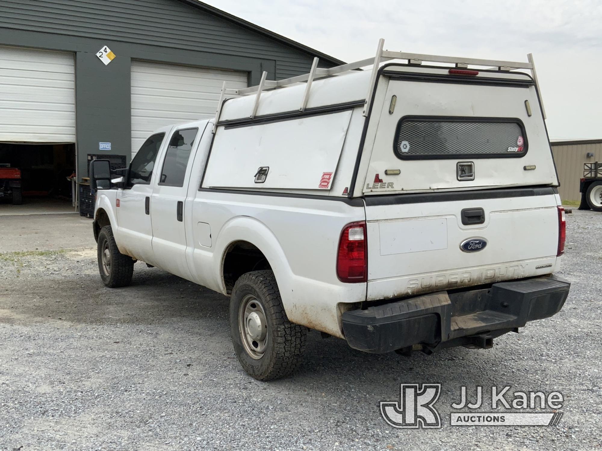 (Shelby, NC) 2016 Ford F250 4x4 Crew-Cab Pickup Truck Jump to Start, Runs, Moves) (Tire Pressure Lig