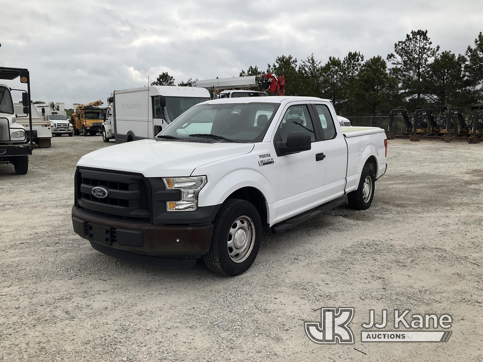 (Villa Rica, GA) 2015 Ford F150 Extended-Cab Pickup Truck, (GA Power Unit) Runs & Moves