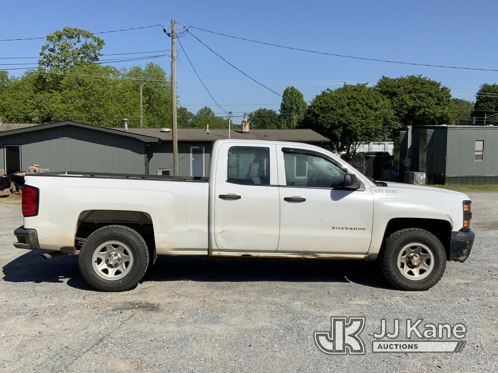 (Shelby, NC) 2015 Chevrolet Silverado 1500 4x4 Extended-Cab Pickup Truck Runs, Moves, Check Engine L