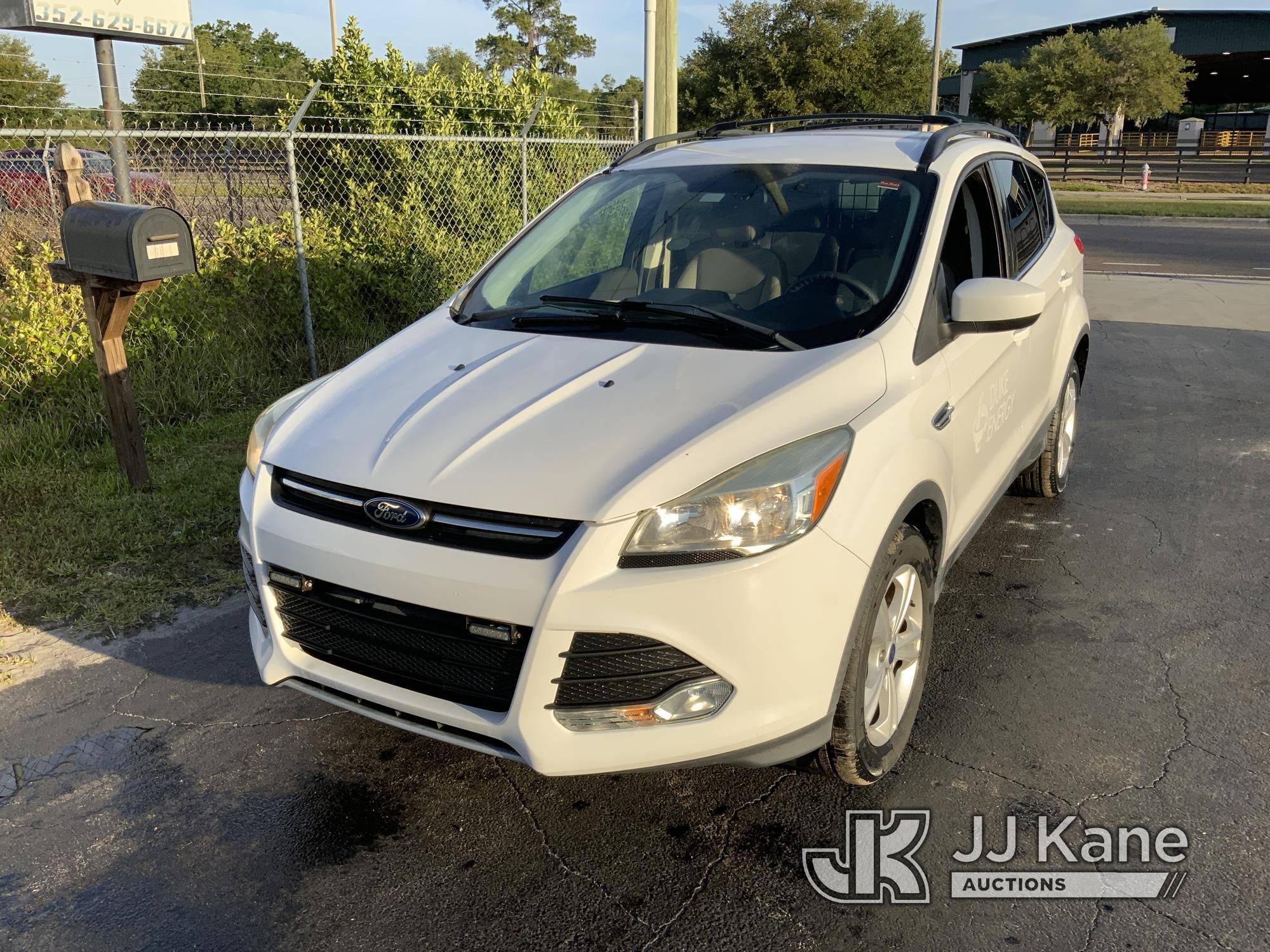 (Ocala, FL) 2016 Ford Escape 4x4 4-Door Sport Utility Vehicle Duke Unit) (Runs & Moves) (Paint Damag