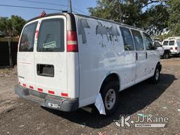 (Tampa, FL) 2005 Chevrolet Express G2500 Cargo Van Not Running & Condition Unknown