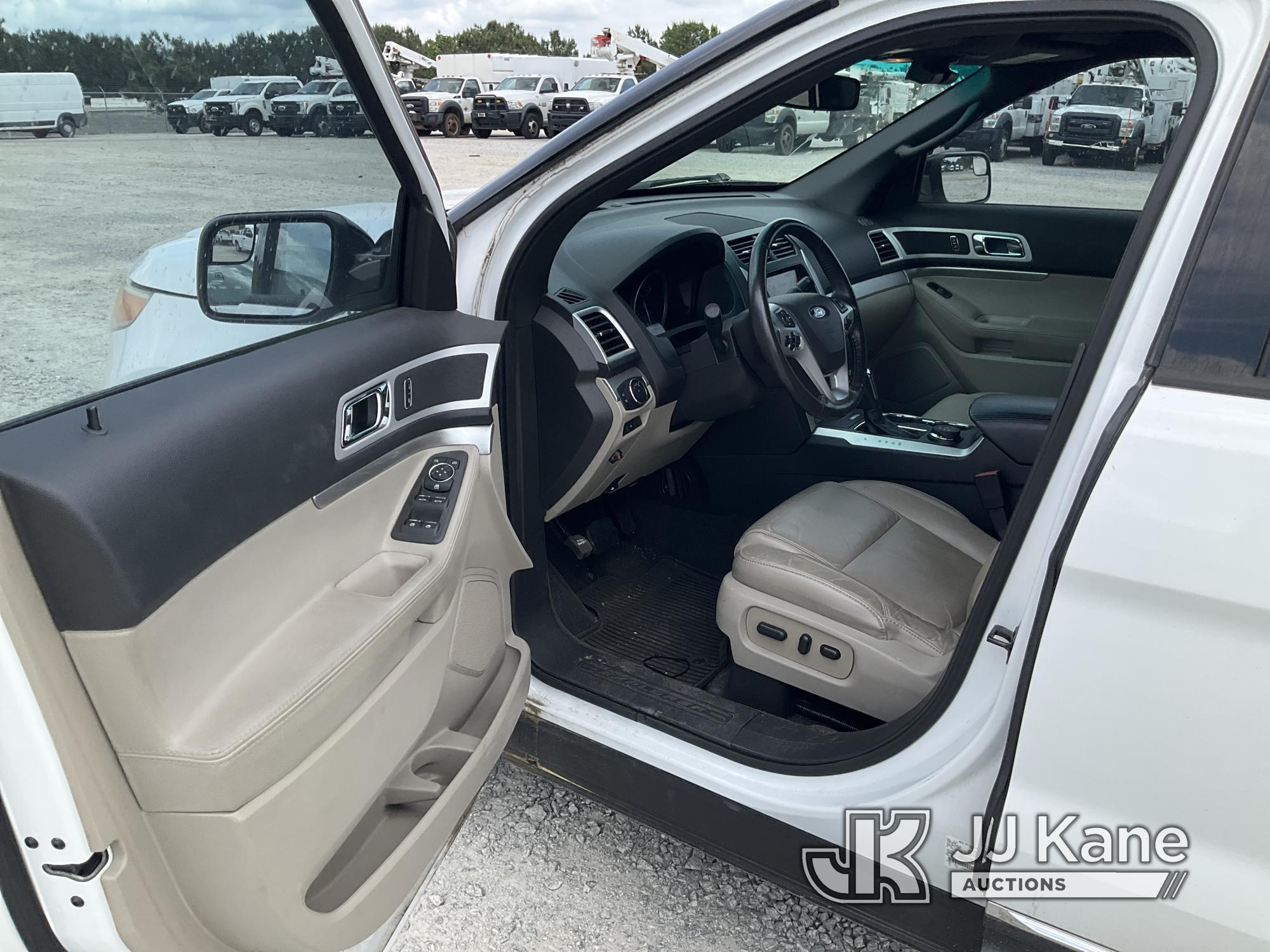 (Villa Rica, GA) 2014 Ford Explorer 4x4 4-Door Sport Utility Vehicle, (GA Power Unit) Runs & Moves