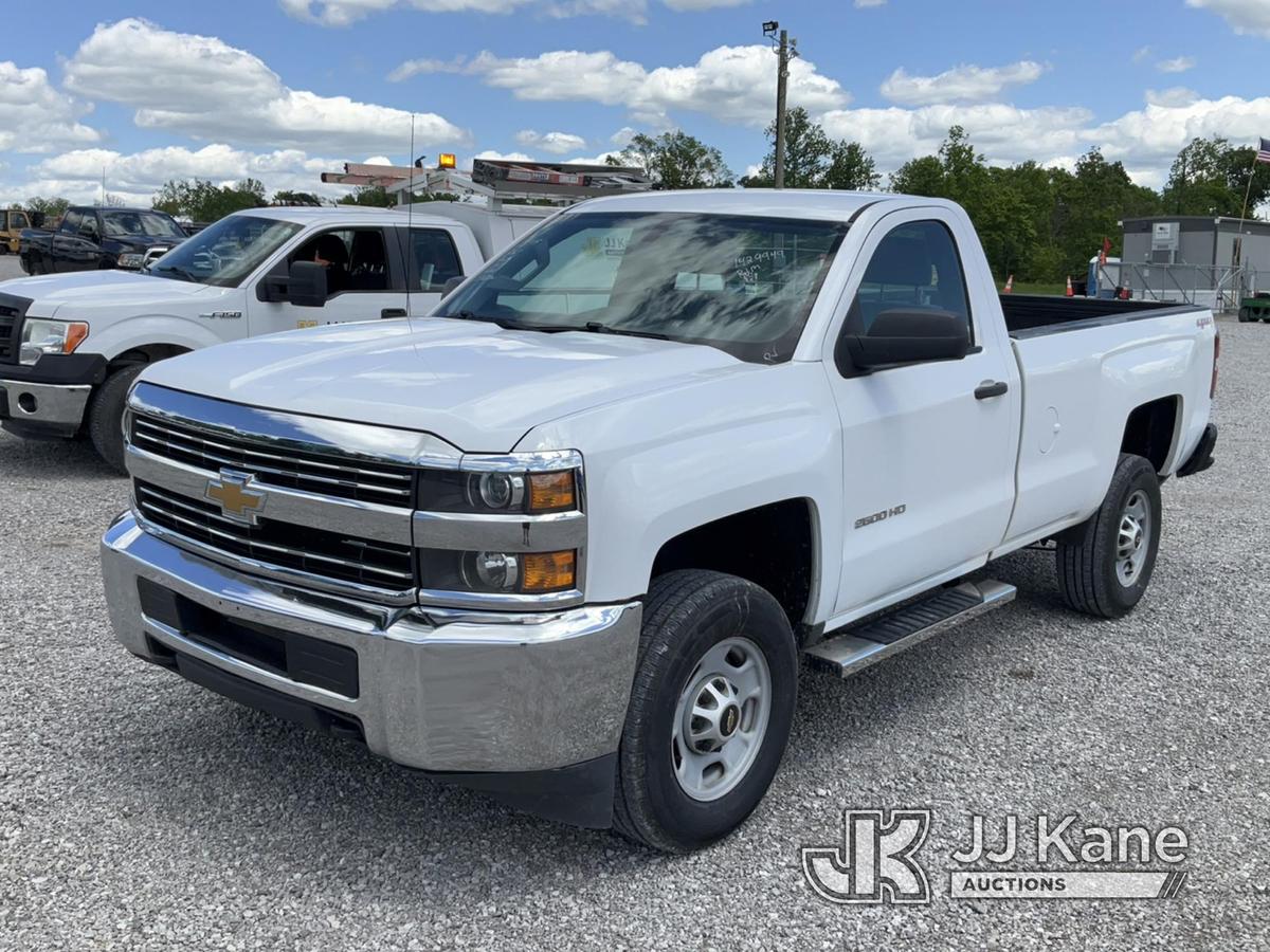 (Verona, KY) 2015 Chevrolet Silverado 2500HD 4x4 Pickup Truck Runs & Moves