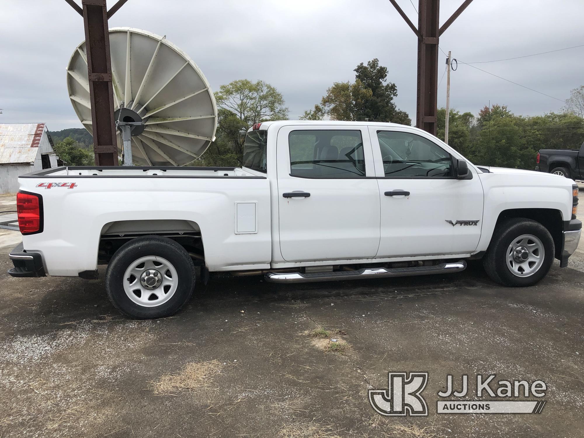 (Stevenson, AL) 2014 Chevrolet Silverado 1500 4x4 Crew-Cab Pickup Truck, Co-Op Owned Not Running, El