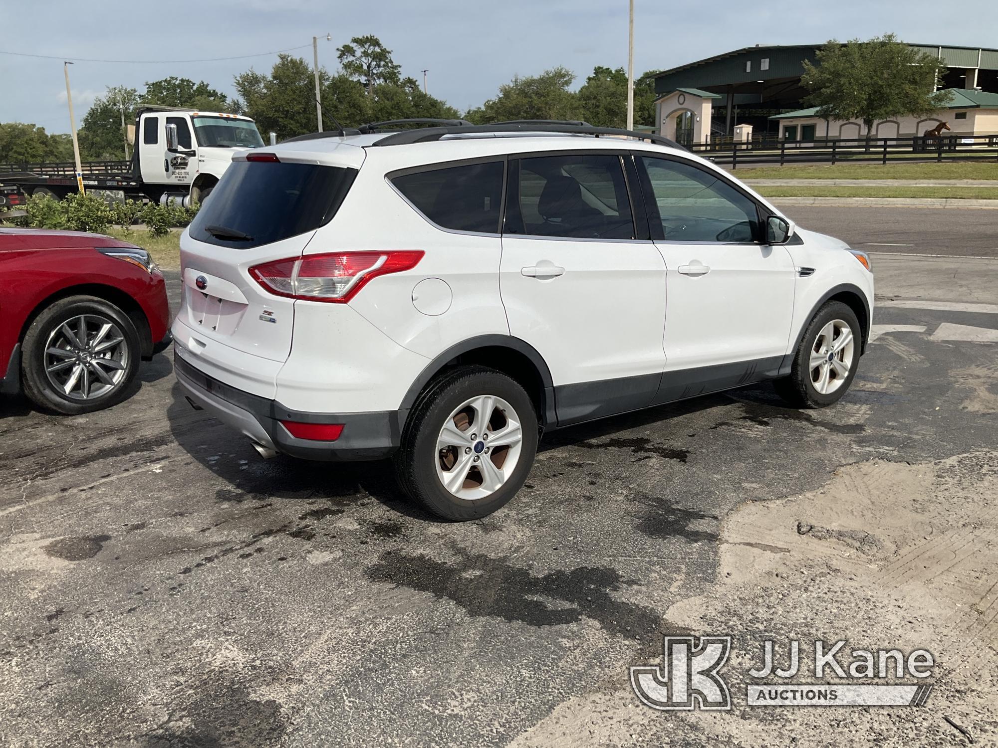 (Ocala, FL) 2016 Ford Escape 4x4 4-Door Sport Utility Vehicle Duke Unit) (Runs & Moves