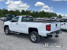 (Verona, KY) 2015 Chevrolet Silverado 2500HD 4x4 Pickup Truck Runs & Moves