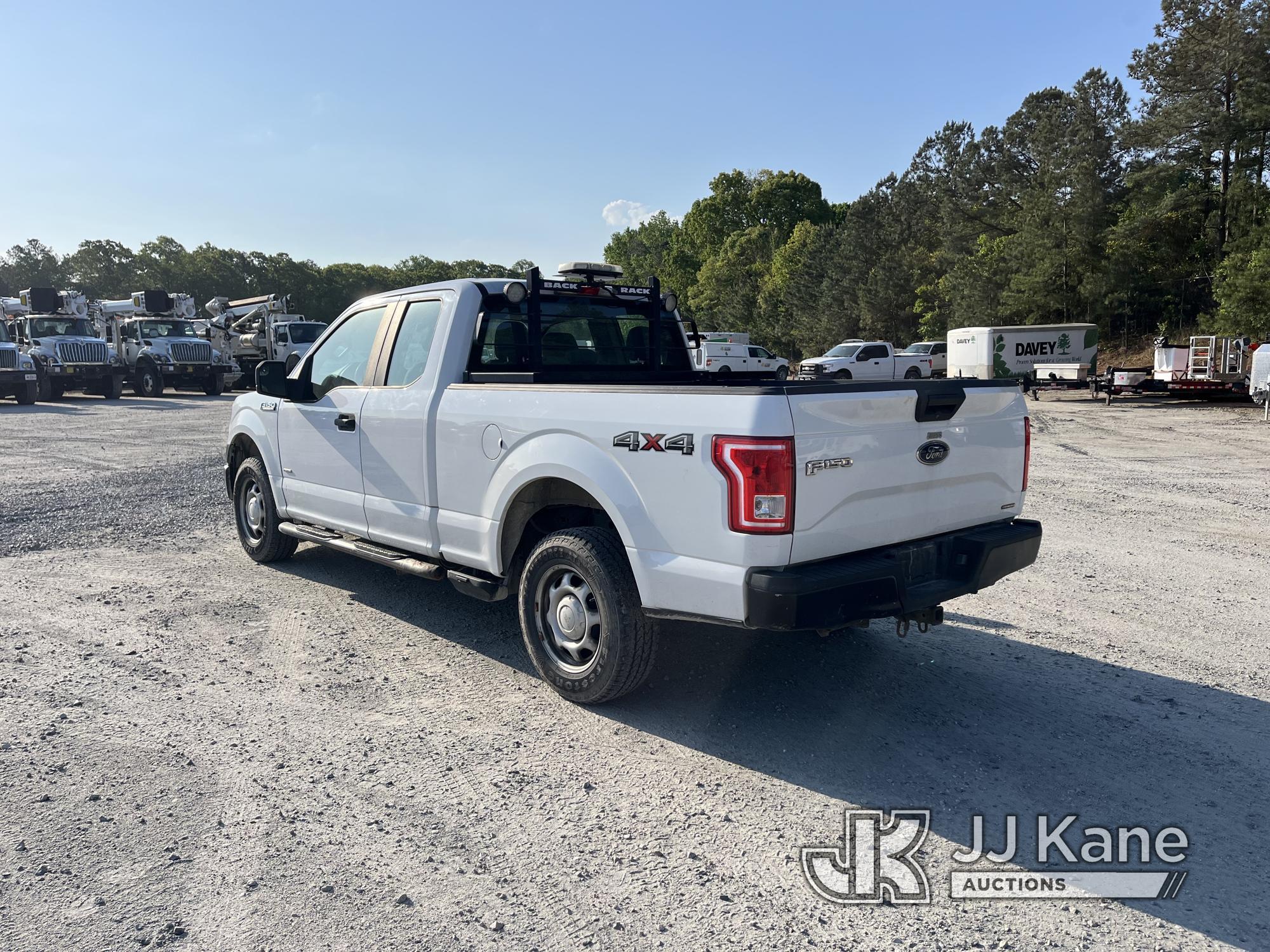 (Chester, VA) 2015 Ford F150 4x4 Extended-Cab Pickup Truck Runs & Moves