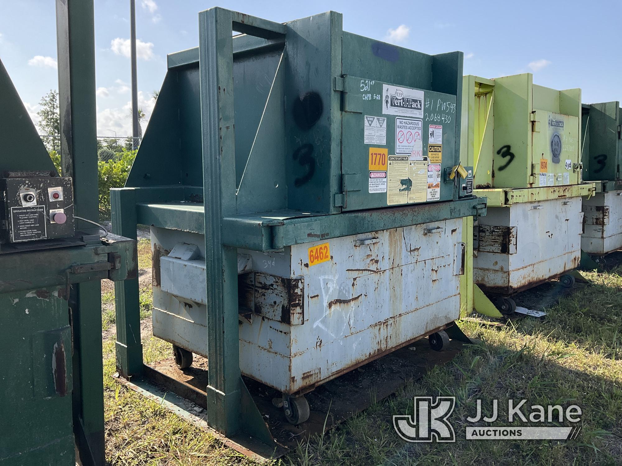 (Westlake, FL) Marathon VTP-3YD Trash Compactor Body Damage & Rust, Operating Condition Unknown