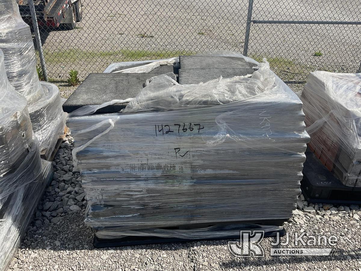(Verona, KY) (1) pallet of rubber mats (Condition Unknown) (BUYER LOAD) NOTE: This unit is being sol