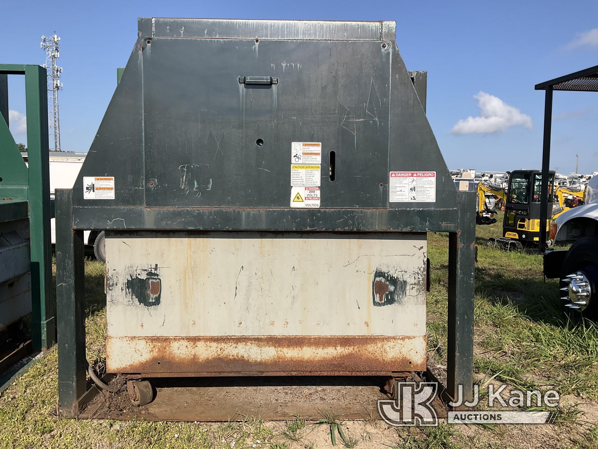 (Westlake, FL) Marathon VTP-3YD Trash Compactor Body Damage & Rust, Operating Condition Unknown