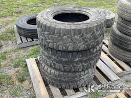 (Bowling Green, FL) 3 Used Toyo Tires - 35x12.50R18 NOTE: This unit is being sold AS IS/WHERE IS via