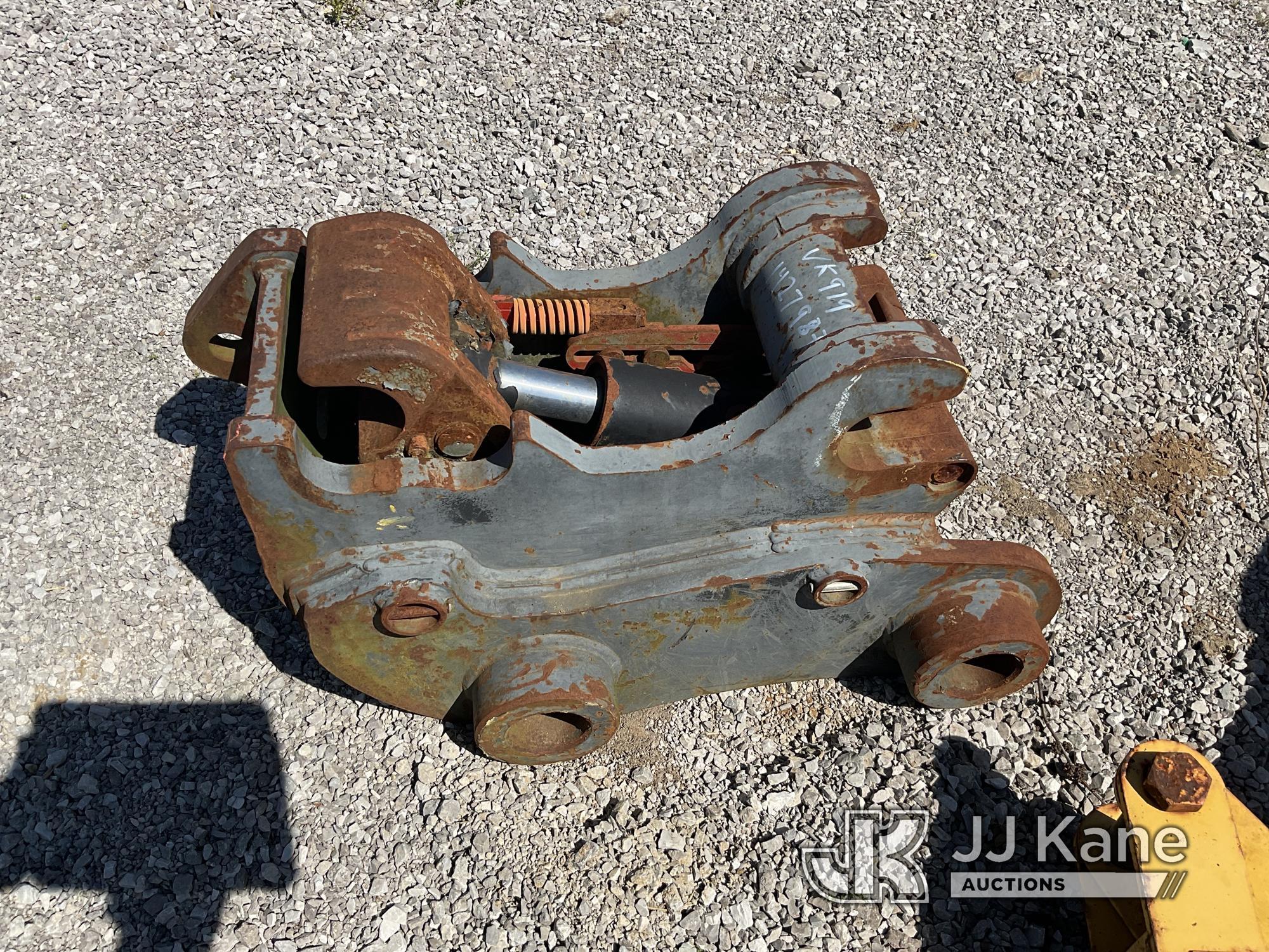 (Verona, KY) Excavator Quick Coupler (Used) NOTE: This unit is being sold AS IS/WHERE IS via Timed A