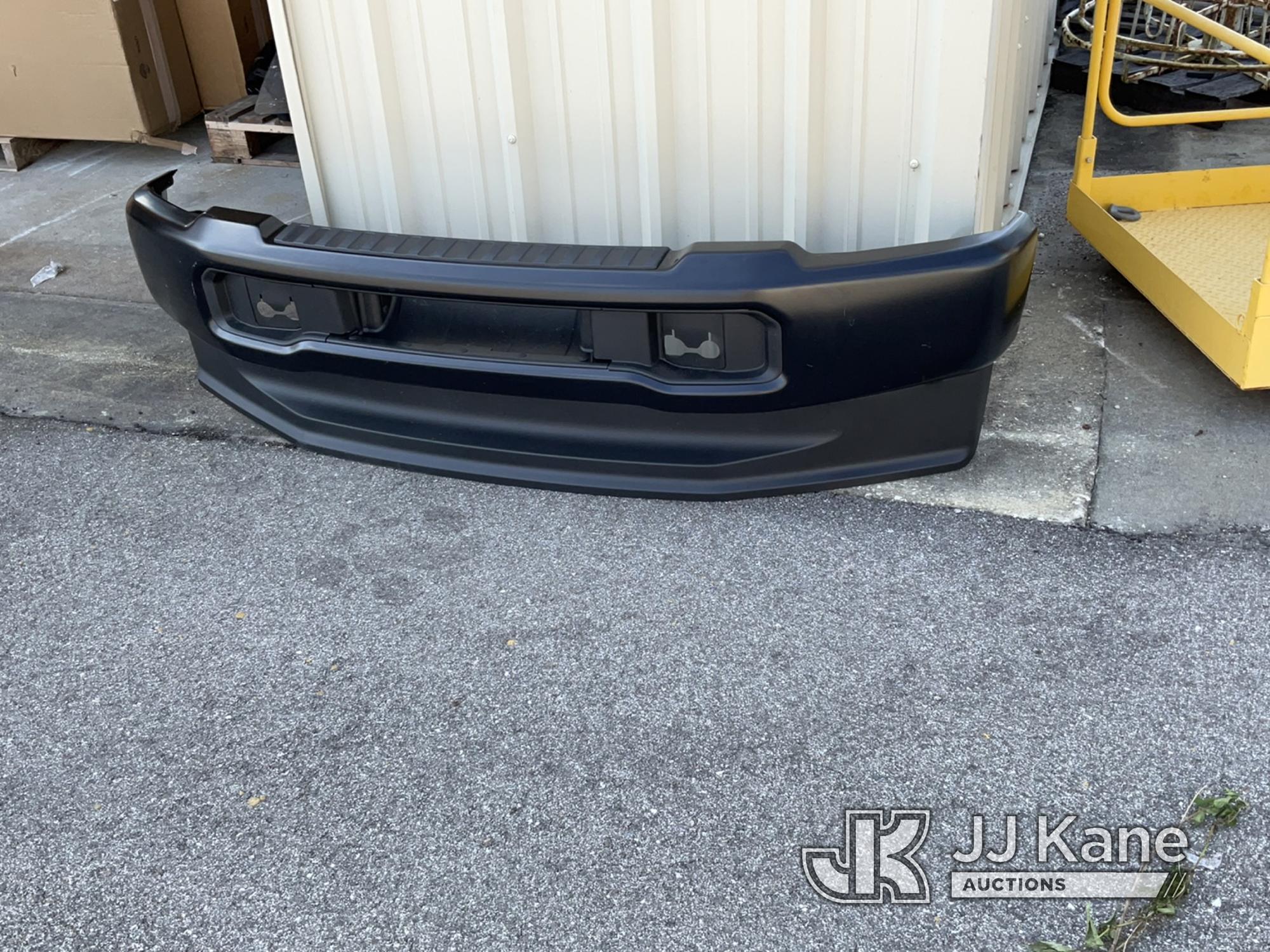 (Moore Haven, FL) Factory Ford Bumper Fits Ford Front Bumper