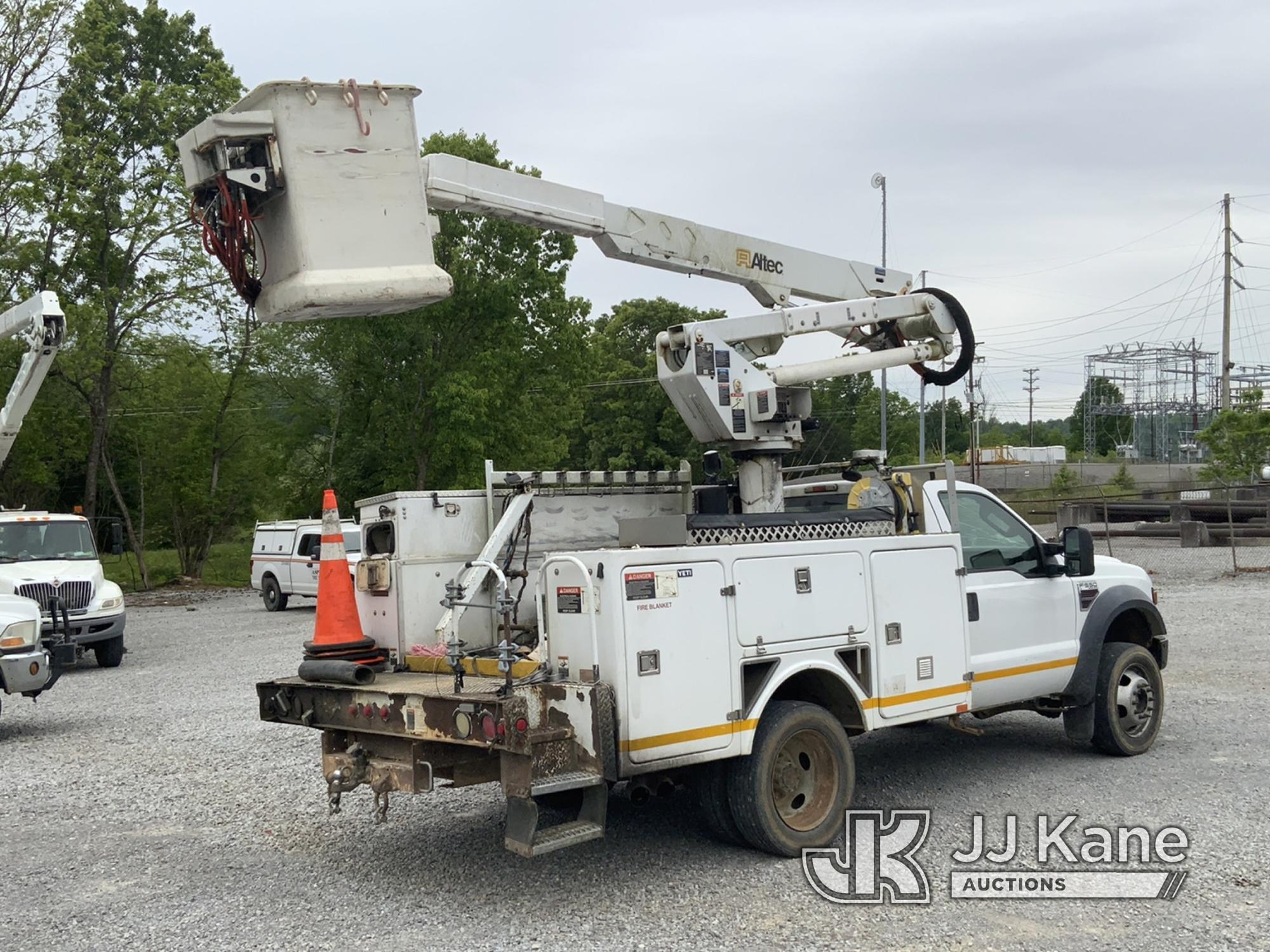 (New Tazewell, TN) Altec AT37G, Articulating & Telescopic Bucket Truck mounted behind cab on 2009 Fo