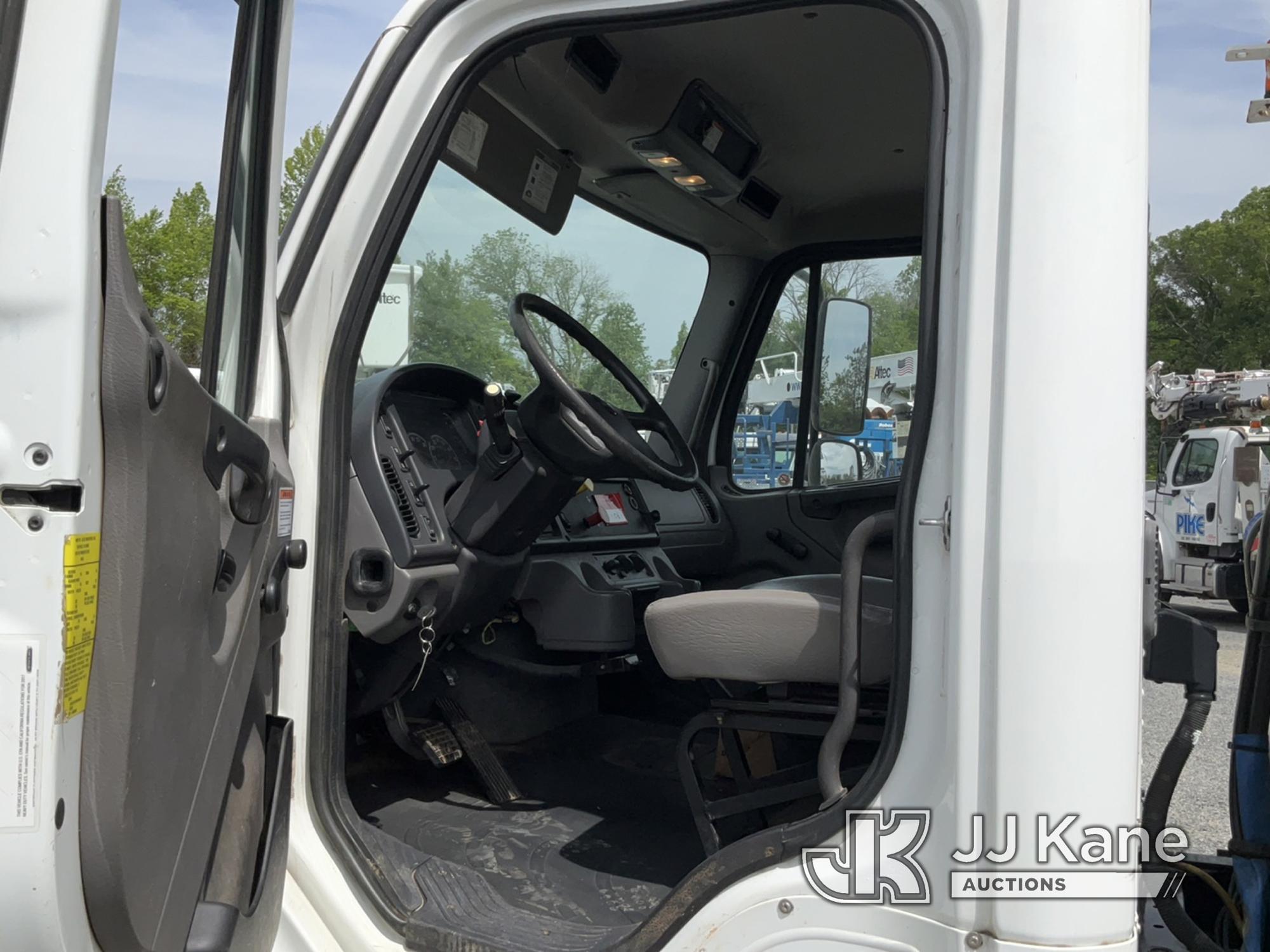 (China Grove, NC) Altec AA55, Material Handling Bucket Truck rear mounted on 2017 Freightliner M2 10