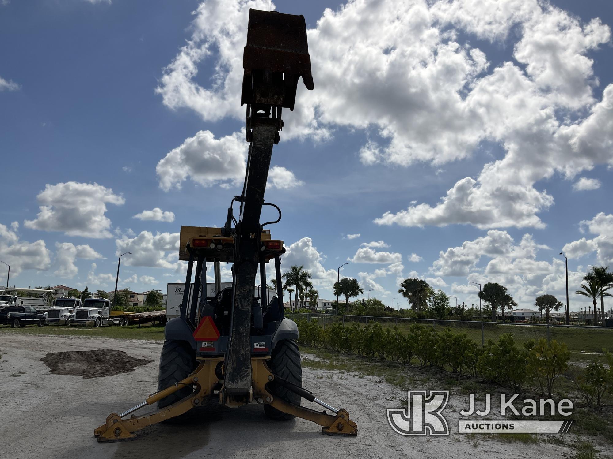 (Westlake, FL) 2015 John Deere 310L 4x4 Tractor Loader Backhoe Runs & Moves, Loader & Backhoe Operat