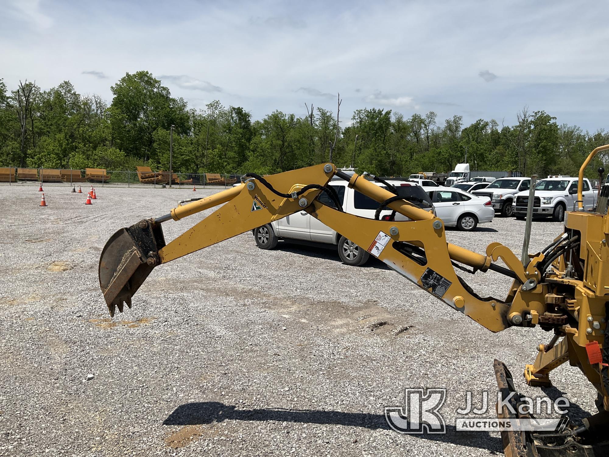 (Verona, KY) 2016 Vermeer RTX450 Crawler Trencher Runs & Operates