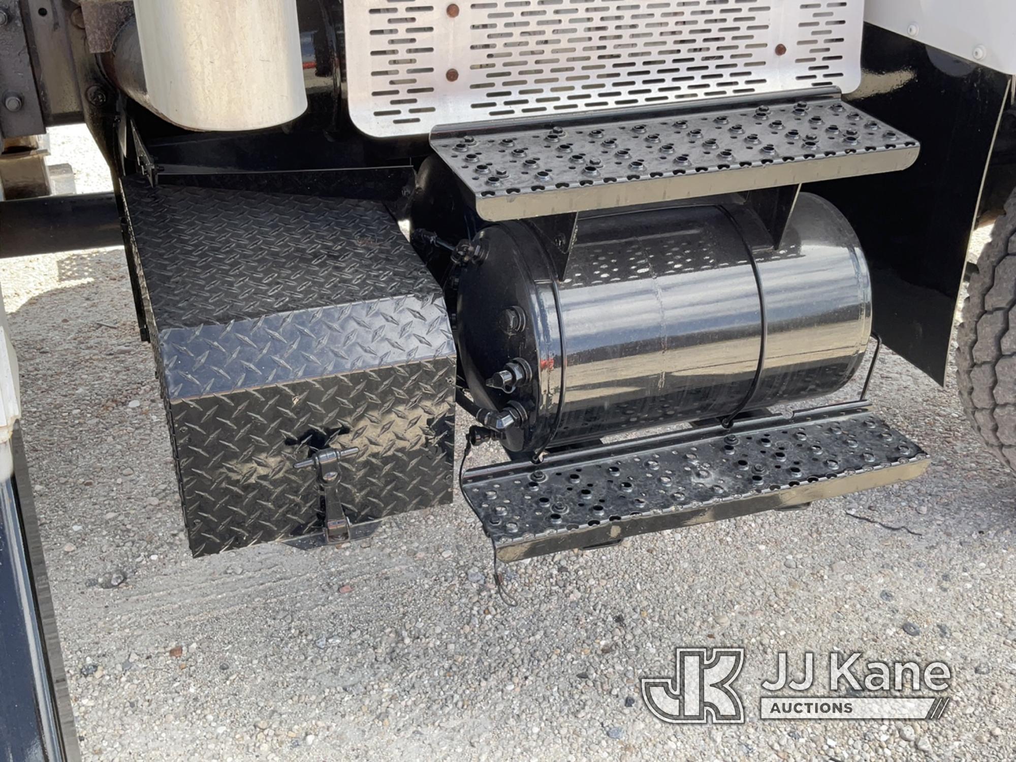 (Sarasota, FL) Altec AA755-MH, Material Handling Bucket Truck rear mounted on 2013 International 730