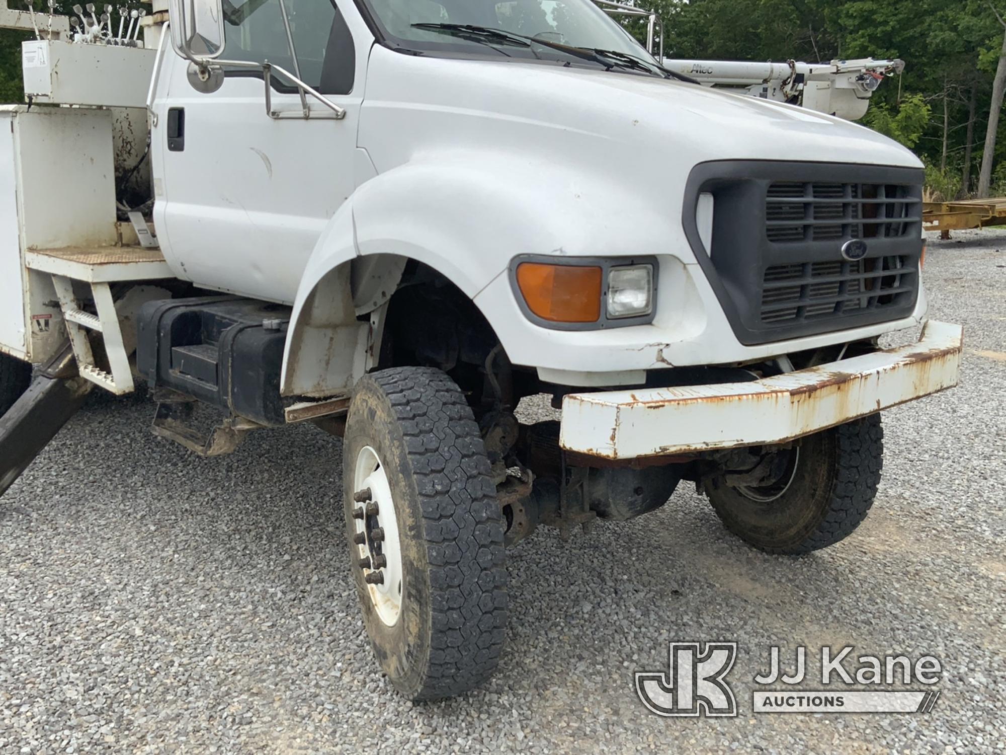 (New Tazewell, TN) Terex Commander 4042, Digger Derrick mounted behind cab on 2003 Ford F750 4x4 Fla