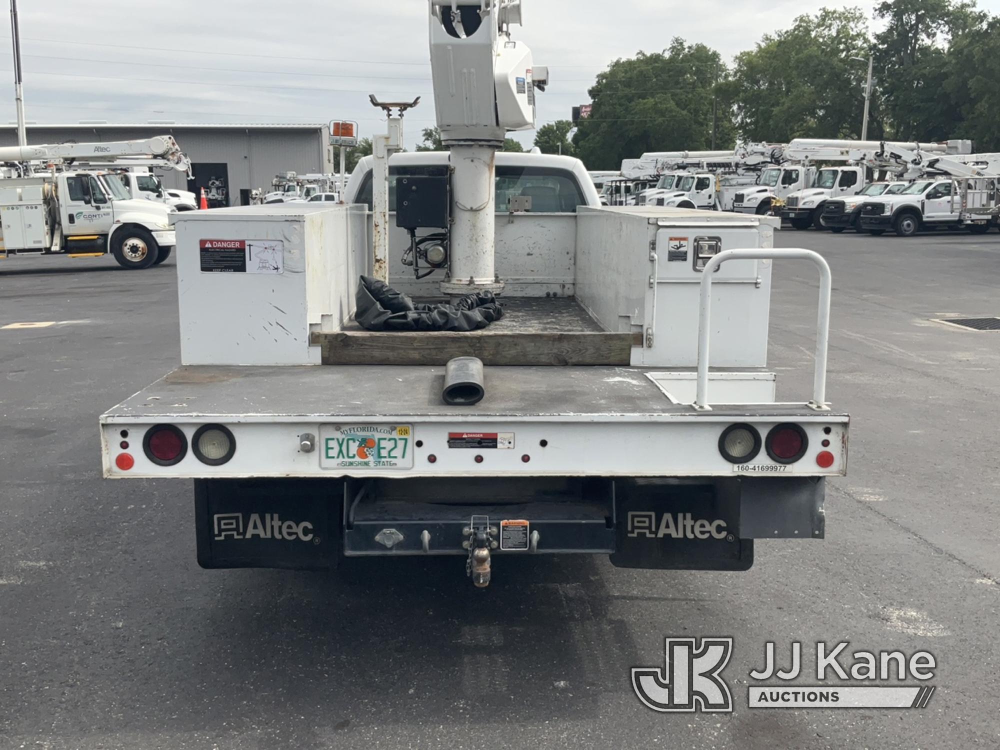 (Tampa, FL) Altec AT40G, Articulating & Telescopic Bucket mounted behind cab on 2016 Ford F550 4x4 S