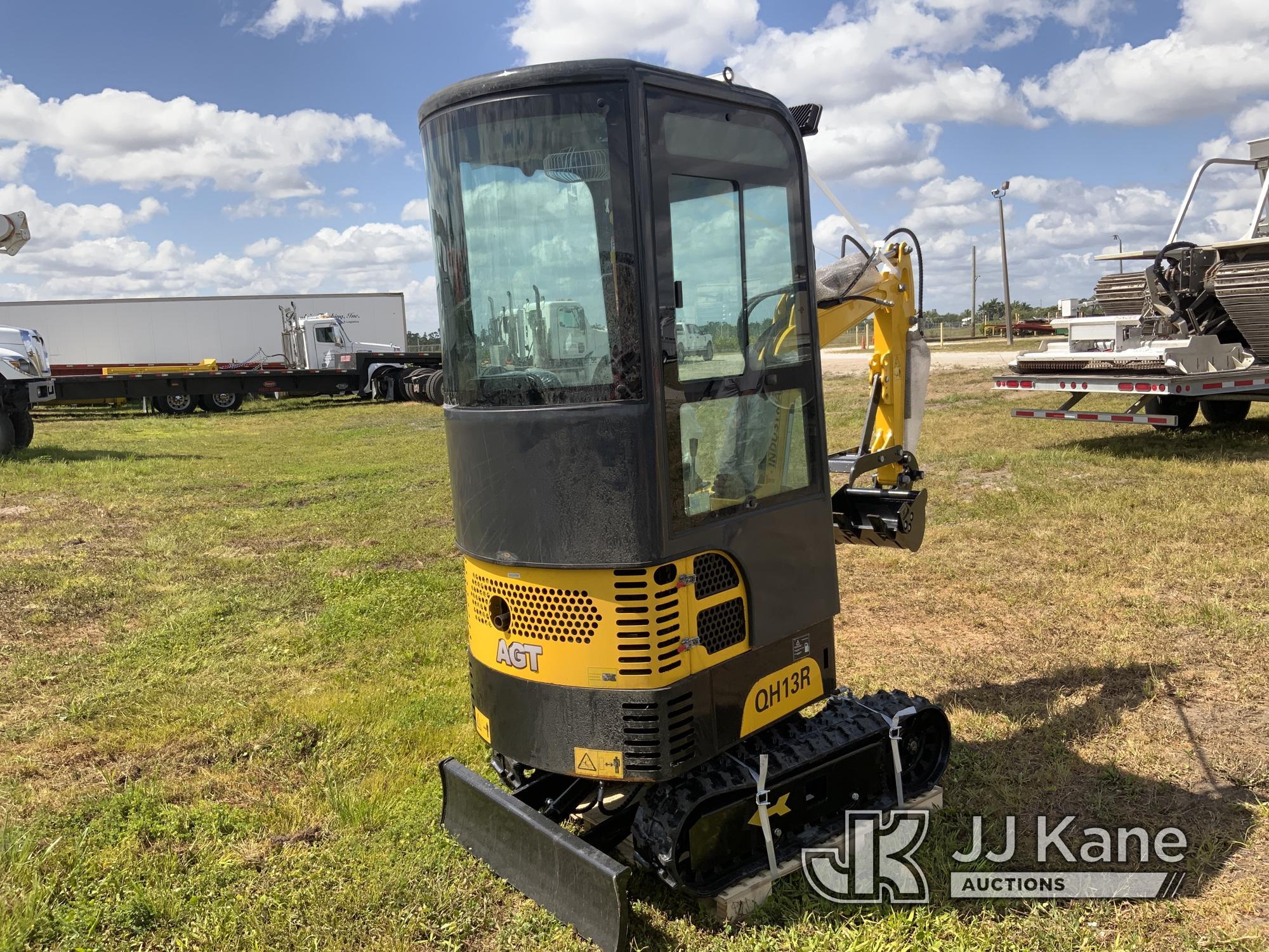 (Westlake, FL) 2024 AGT QH13R Mini Hydraulic Excavator New/Unused
