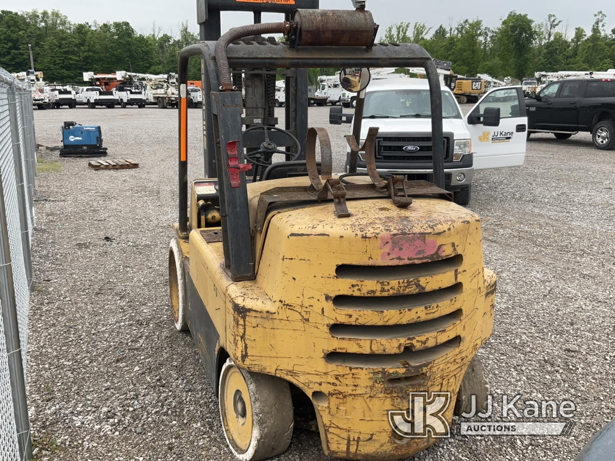 (Verona, KY) Hyster S150A Solid Tired Forklift Runs & Operates) (Tank Not Included) (BUYER MUST LOAD