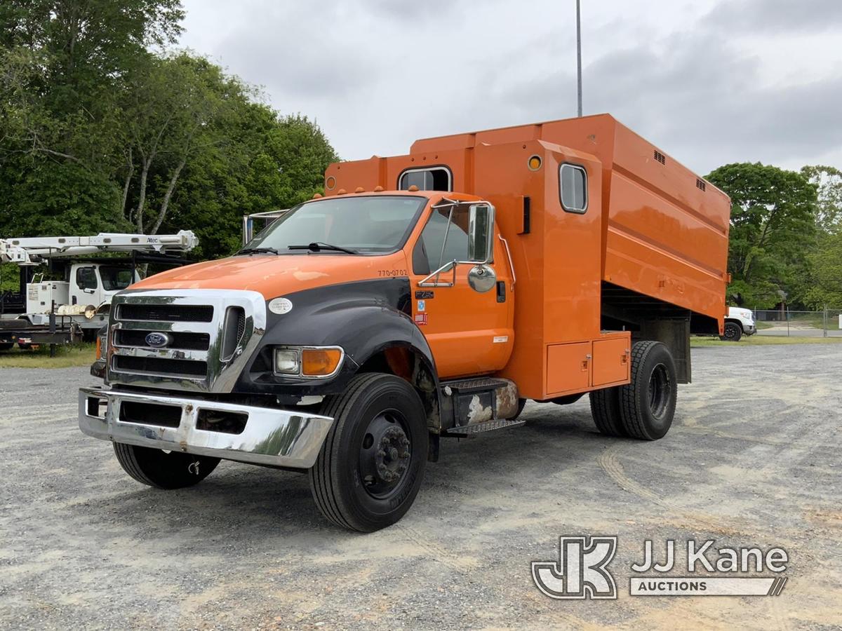 (Shelby, NC) 2010 Ford F750 Chipper Dump Truck Runs, Moves & Dump Bed Operates) (Service Engine Ligh