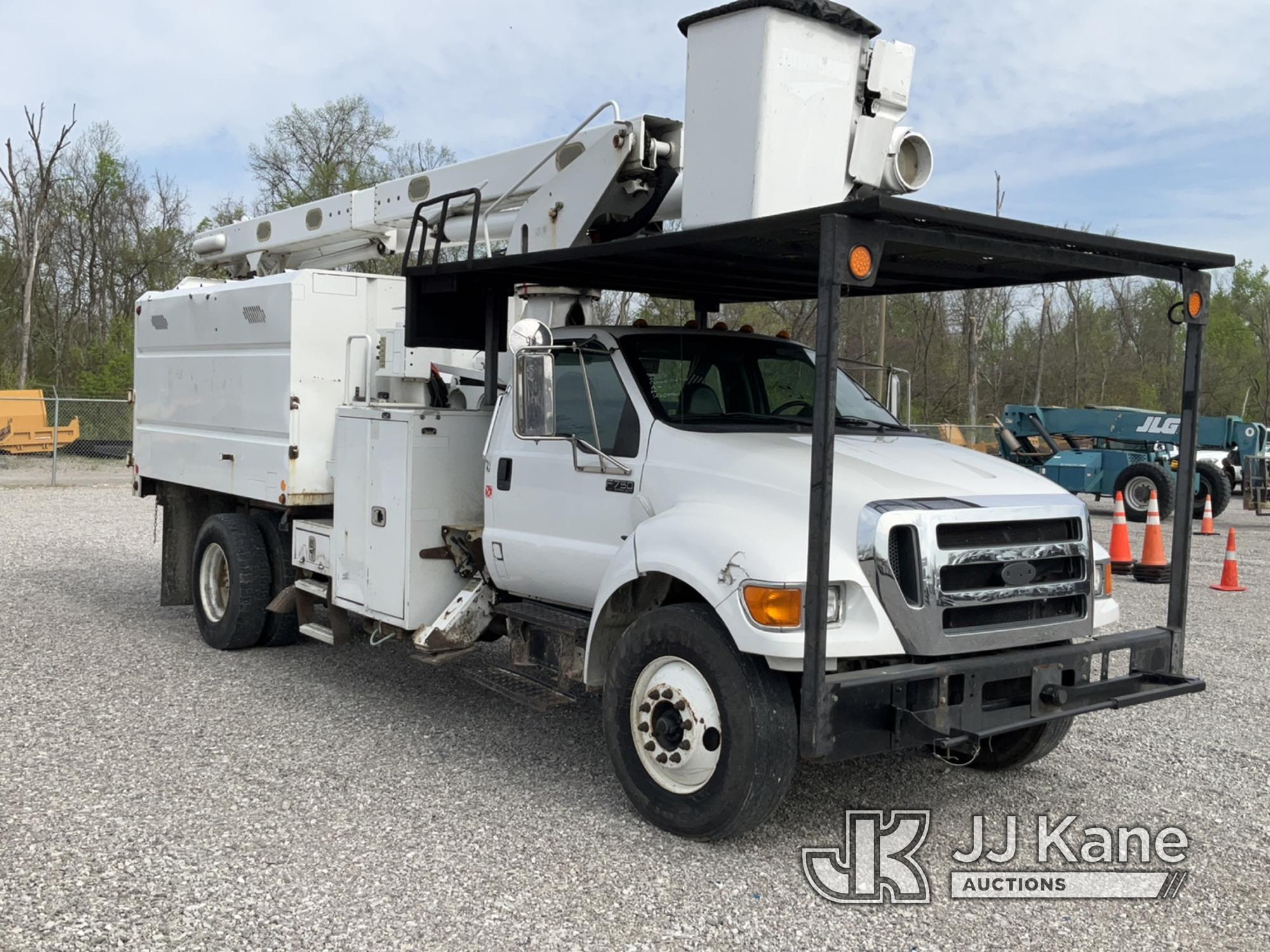 (Verona, KY) Altec LR760-E70, Over-Center Elevator Bucket Truck mounted behind cab on 2012 Ford F750