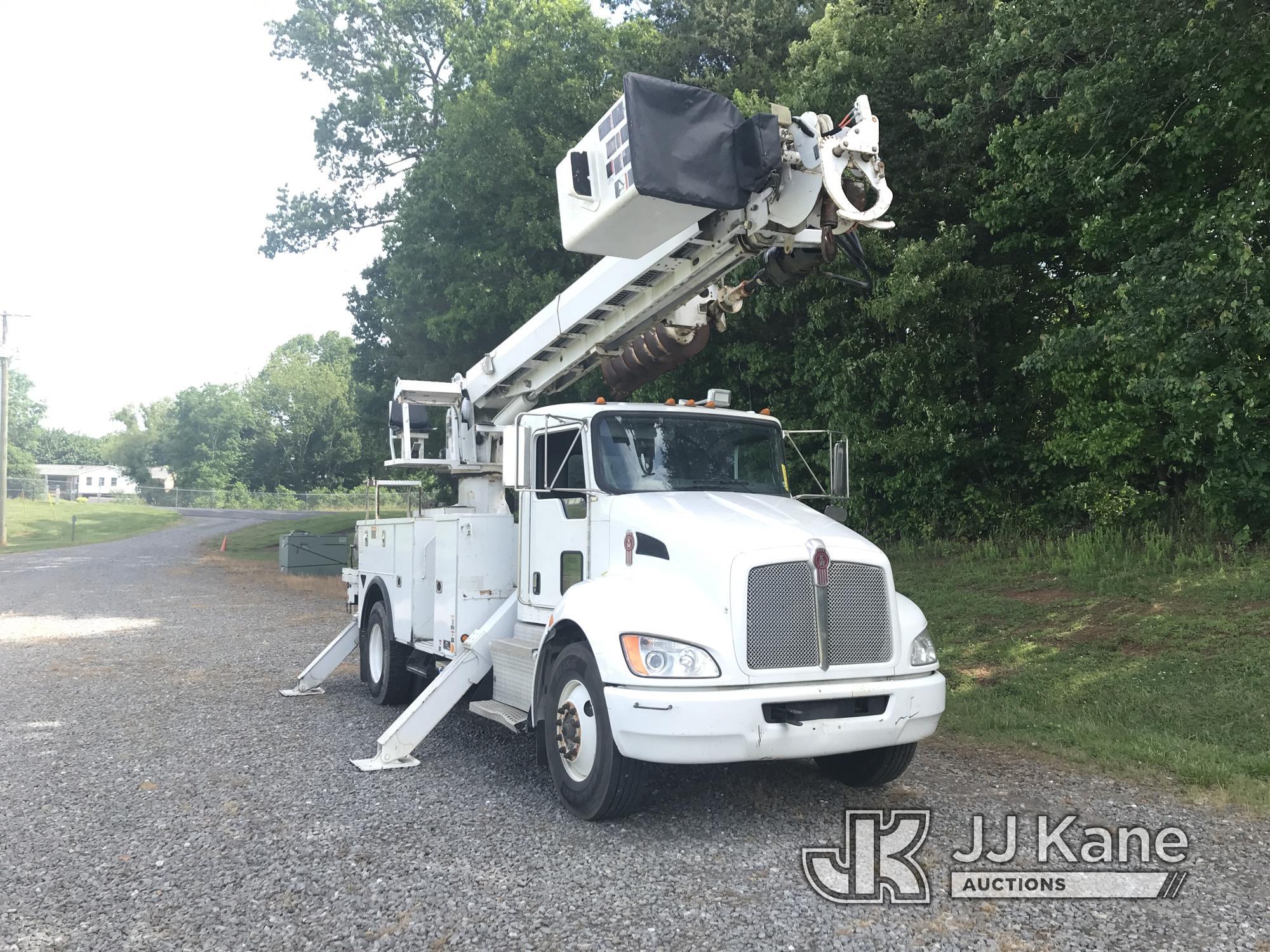 (Mount Airy, NC) Altec DM47B-TR, Digger Derrick rear mounted on 2015 Kenworth T300 Utility Truck Run