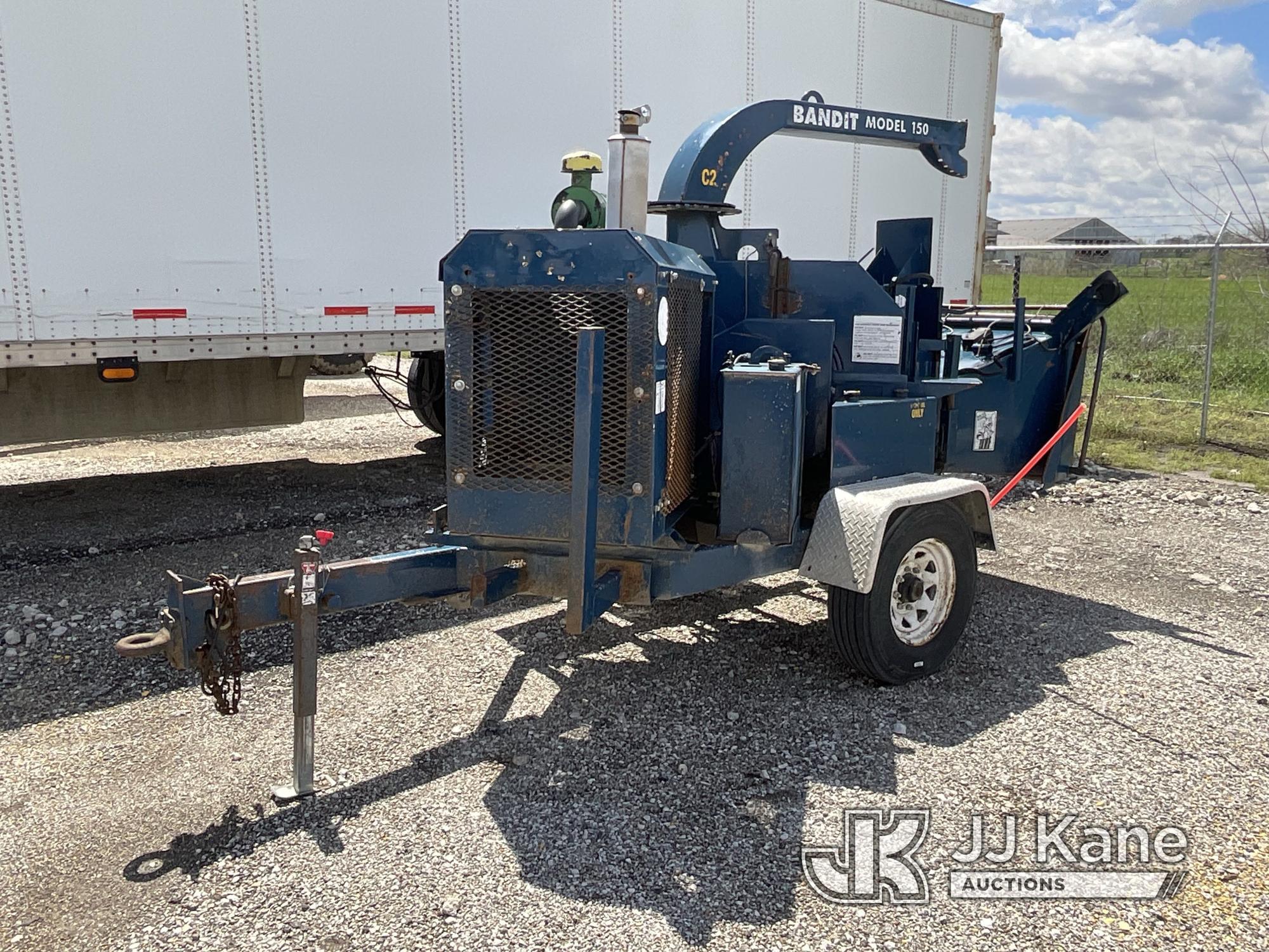 (Vincennes, IN) 2000 Bandit Industries 150XP Chipper (12in Disc), trailer mtd NO TITLE.  Sold on Bil