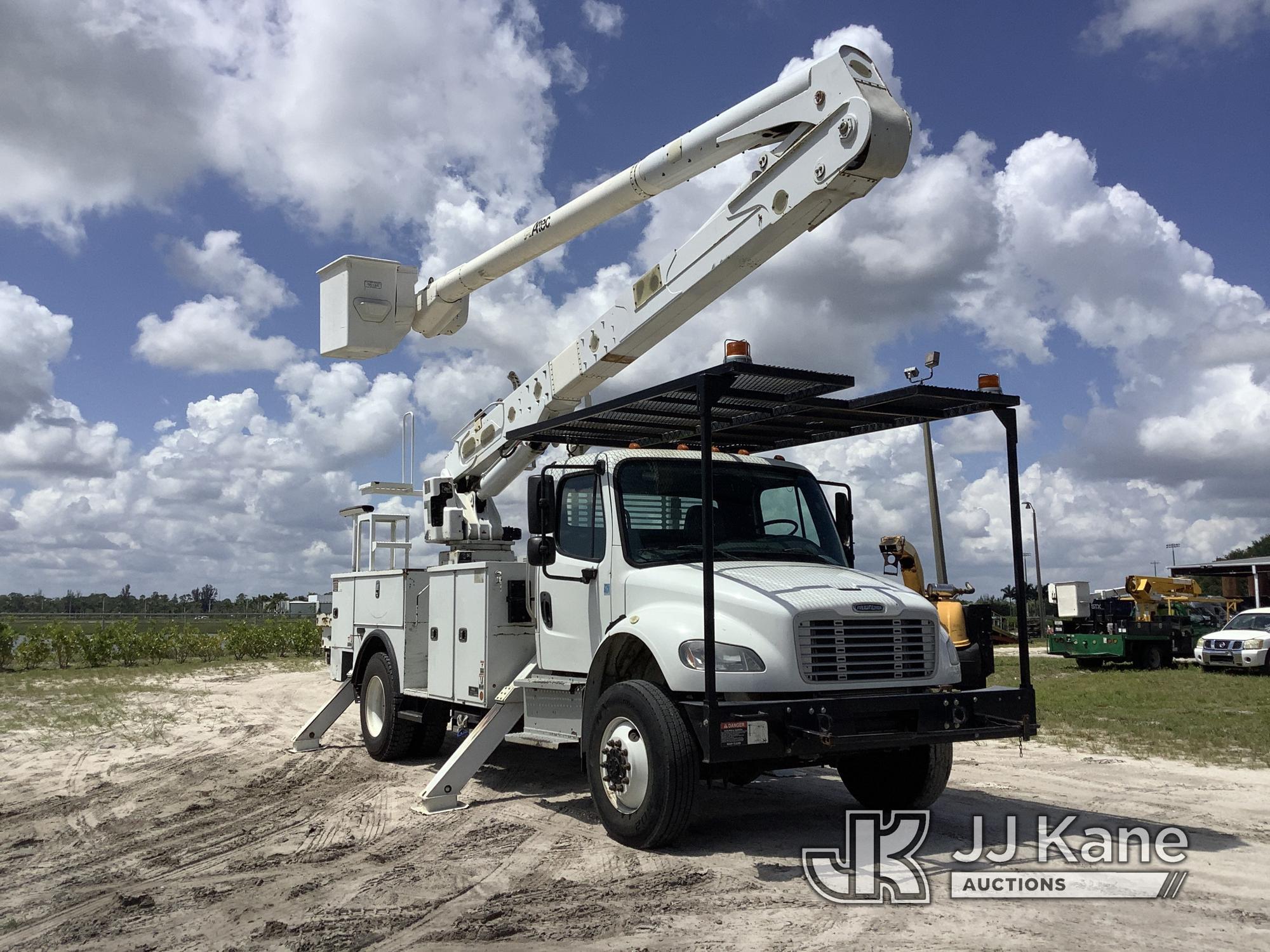 (Westlake, FL) Altec AA55, Material Handling Bucket Truck rear mounted on 2016 Freightliner M2 106 4