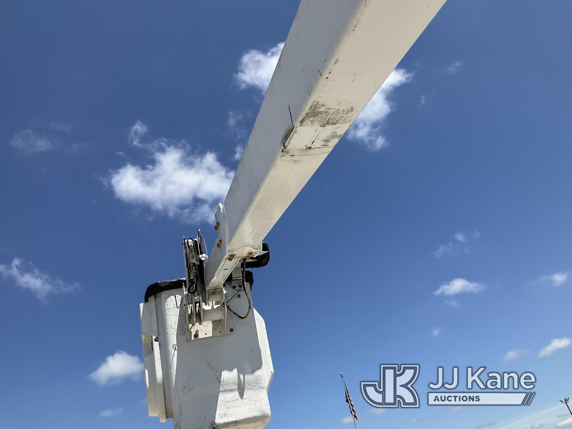 (Villa Rica, GA) Altec AT200-A, Telescopic Non-Insulated Bucket Truck mounted behind cab on 2016 For