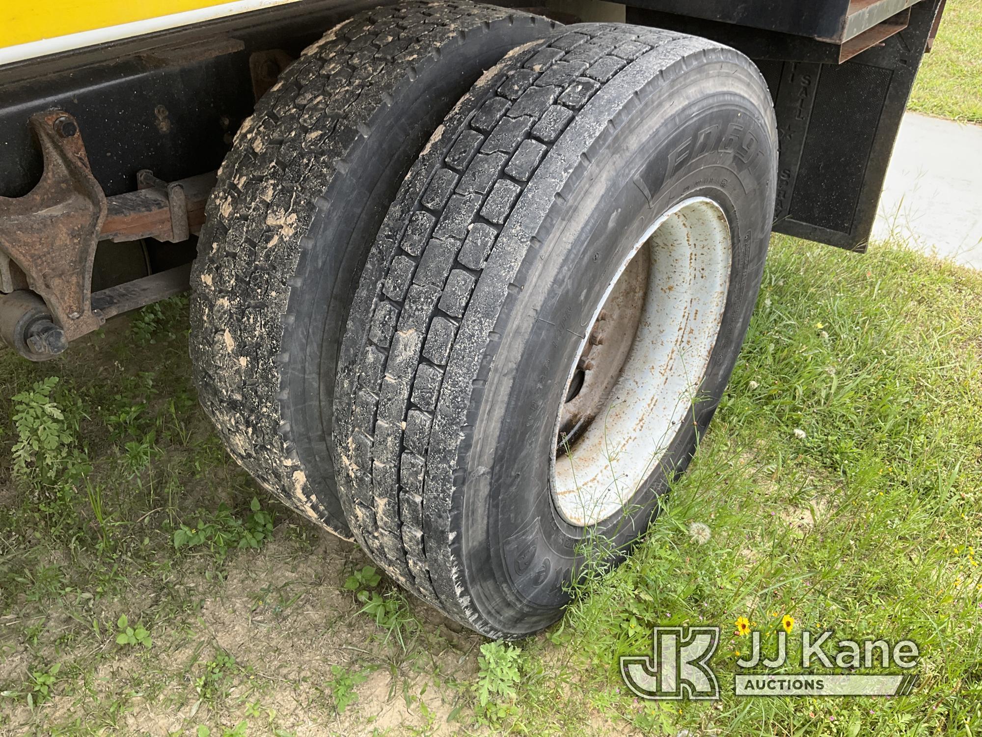 (Houston, TX) HiRanger/Terex XT55, Over-Center Bucket mounted behind cab on 2008 International 4300