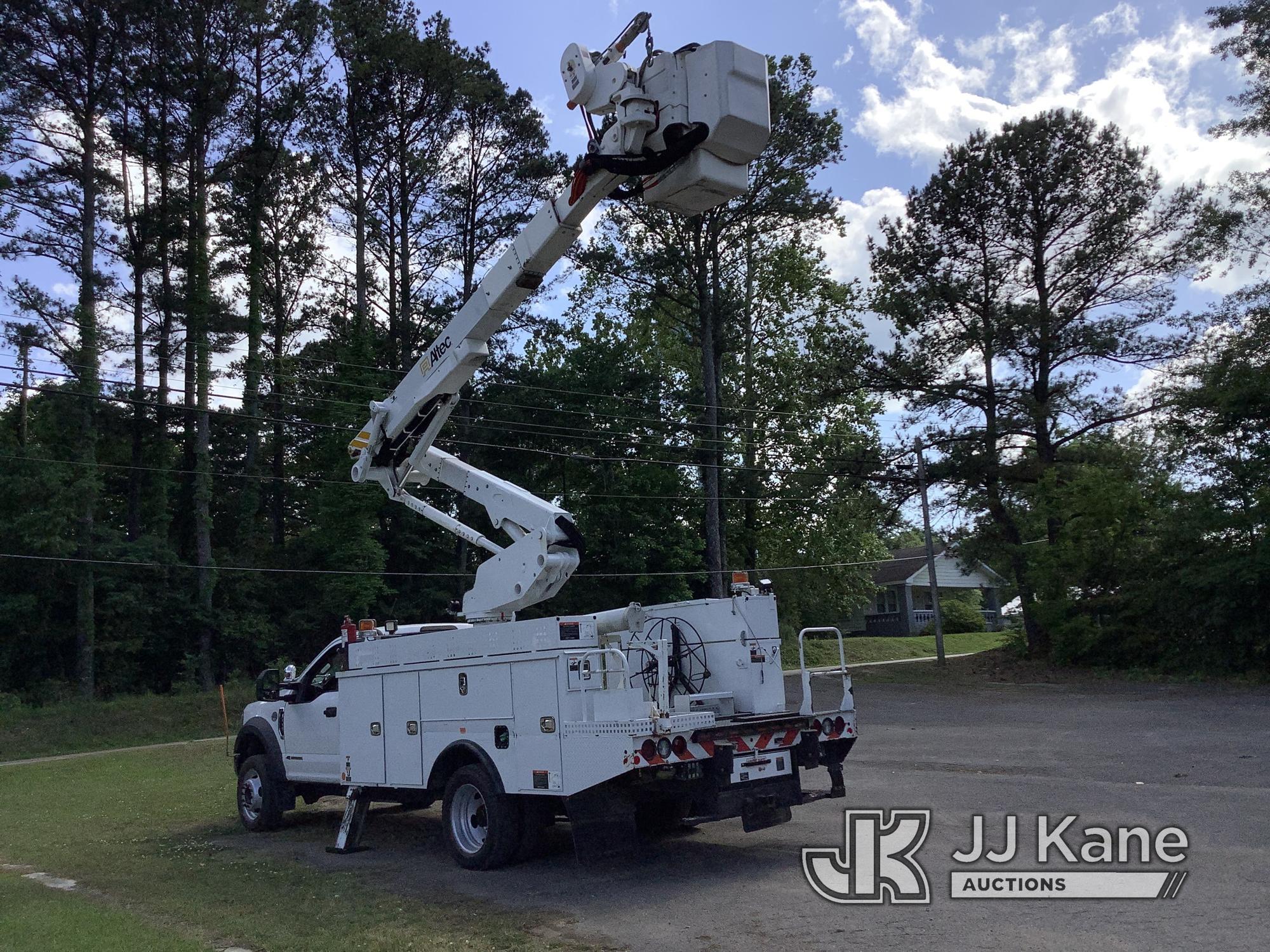 (Graysville, AL) Altec AT41M, Articulating & Telescopic Material Handling Bucket Truck mounted behin