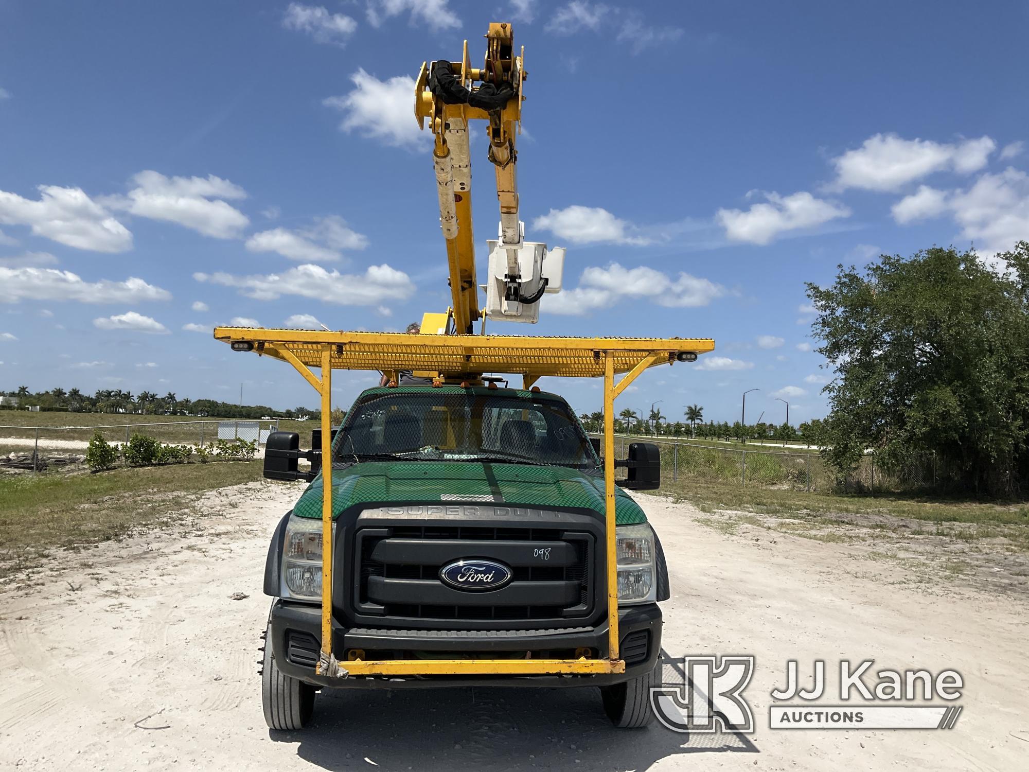 (Westlake, FL) Terex/HiRanger LT40, Articulating & Telescopic Bucket mounted behind cab on 2015 Ford