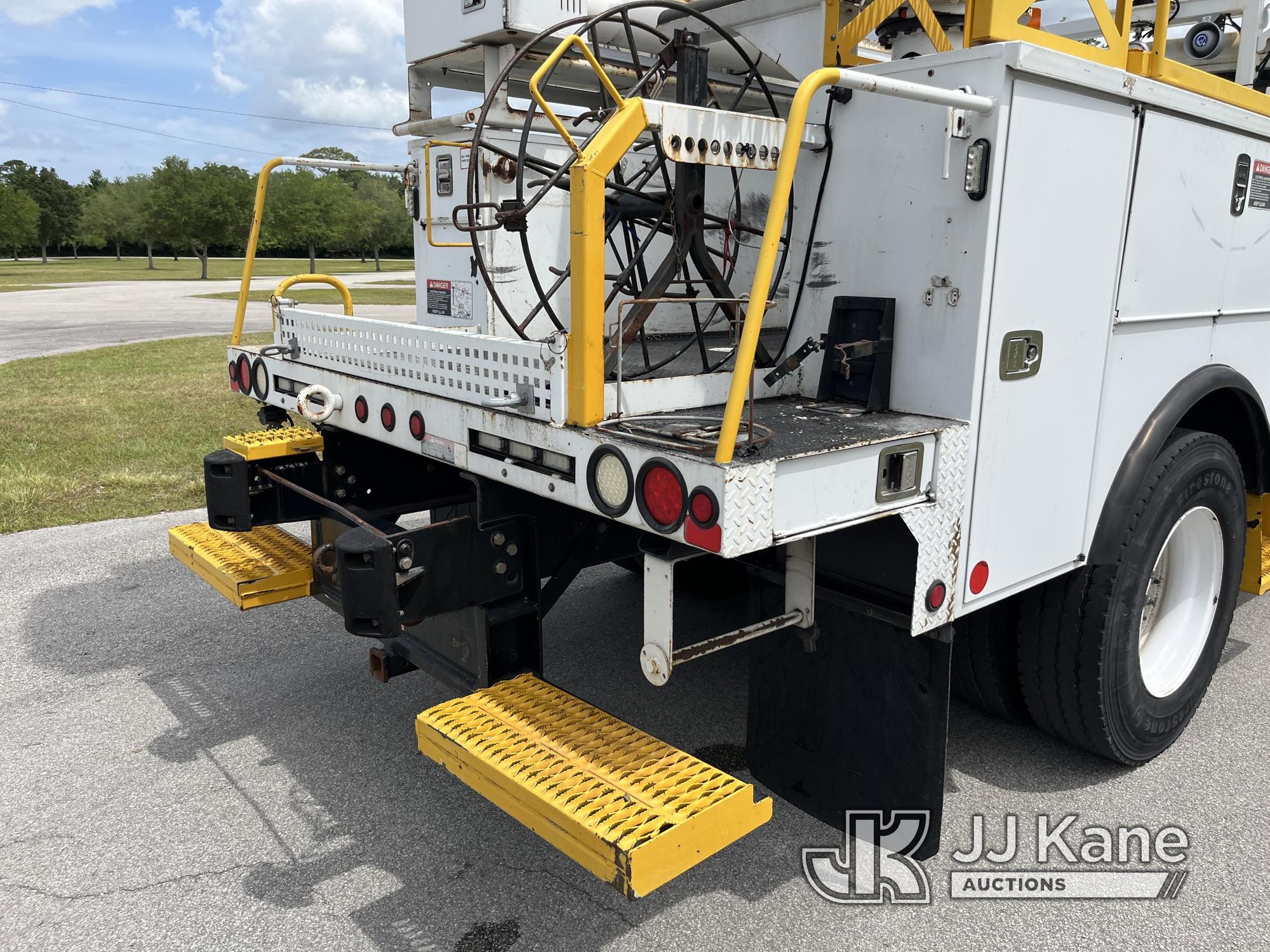 (Ocala, FL) Altec L42A, Over-Center Bucket Truck center mounted on 2014 Freightliner M2 106 Utility